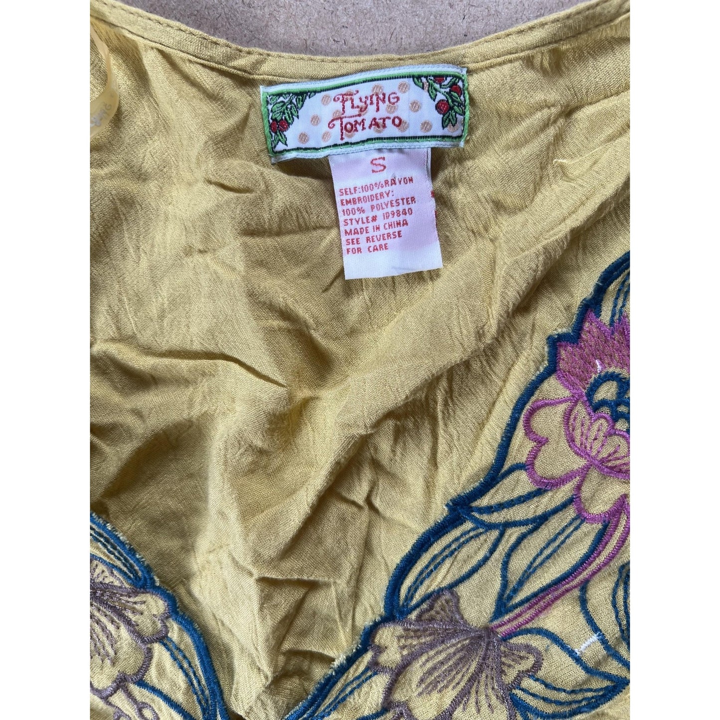 Flying Tomato Tunic Womens S Yellow Embroidered Kimono Sleeve V-Neck Rayon