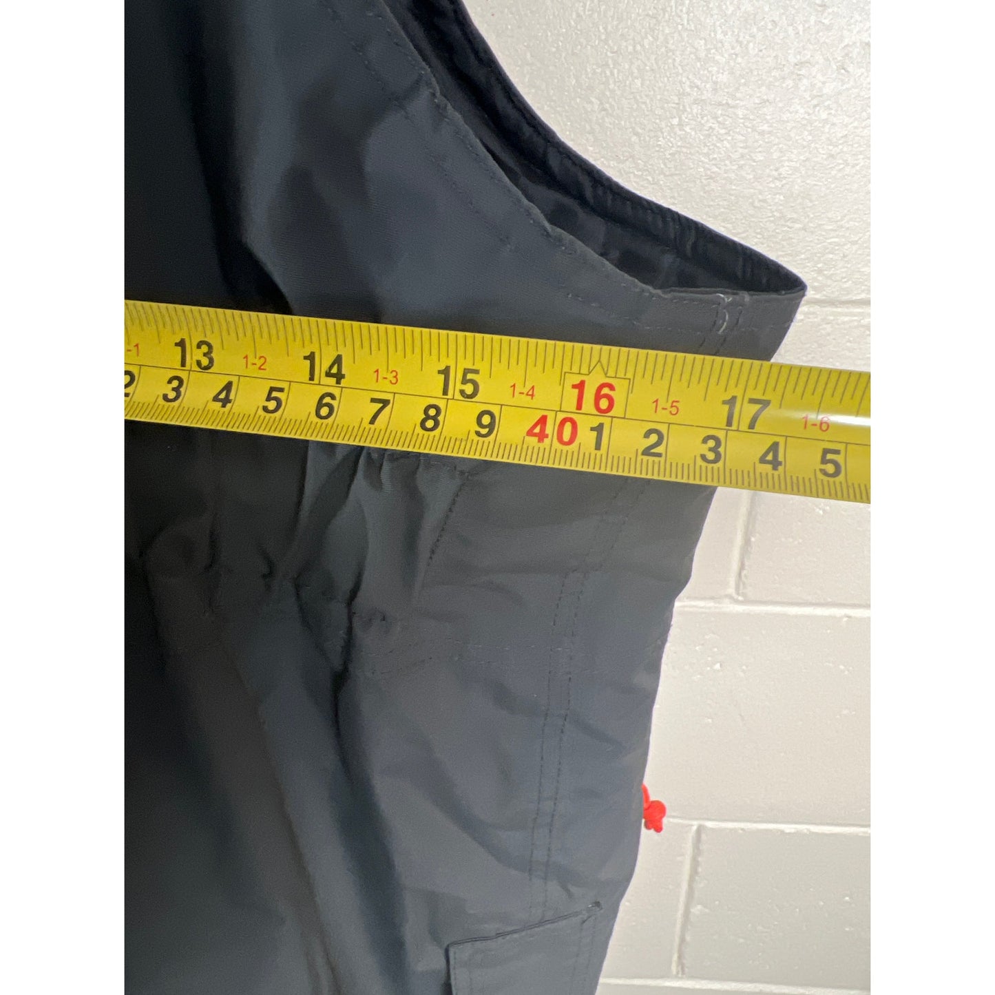 Striker ice Technical Wear Size 12 Youth Fishing Bib