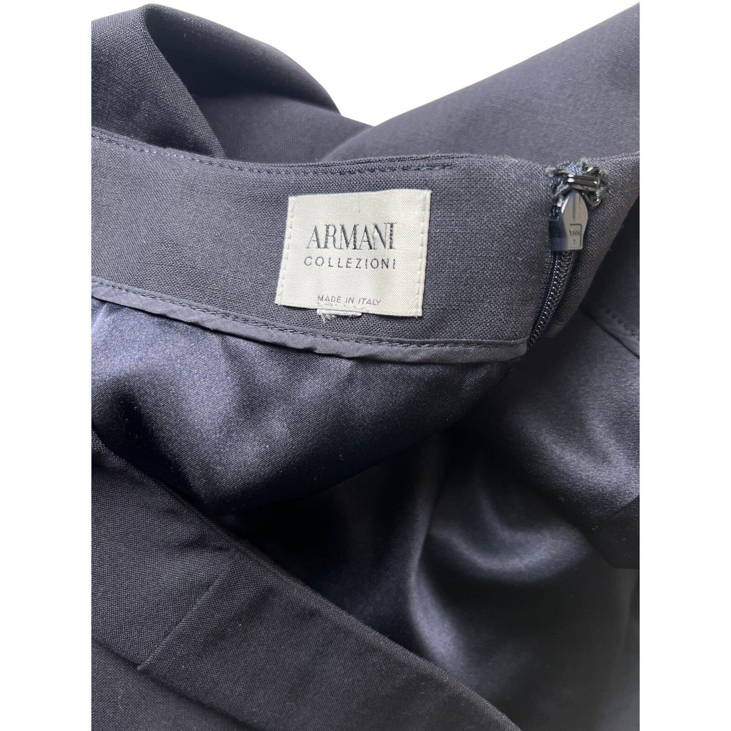 Armani Collezioni Skirt Black Made in Italy *Dimensions In Pictures*