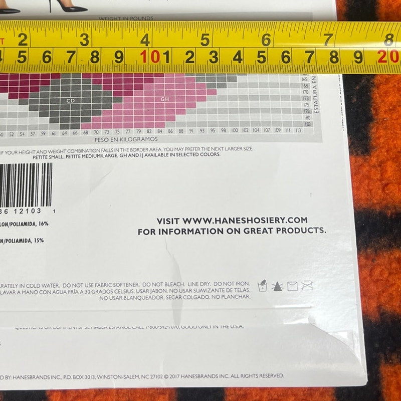 Hanes Silk Reflection NWT Control Top Sheer Toe Size CD