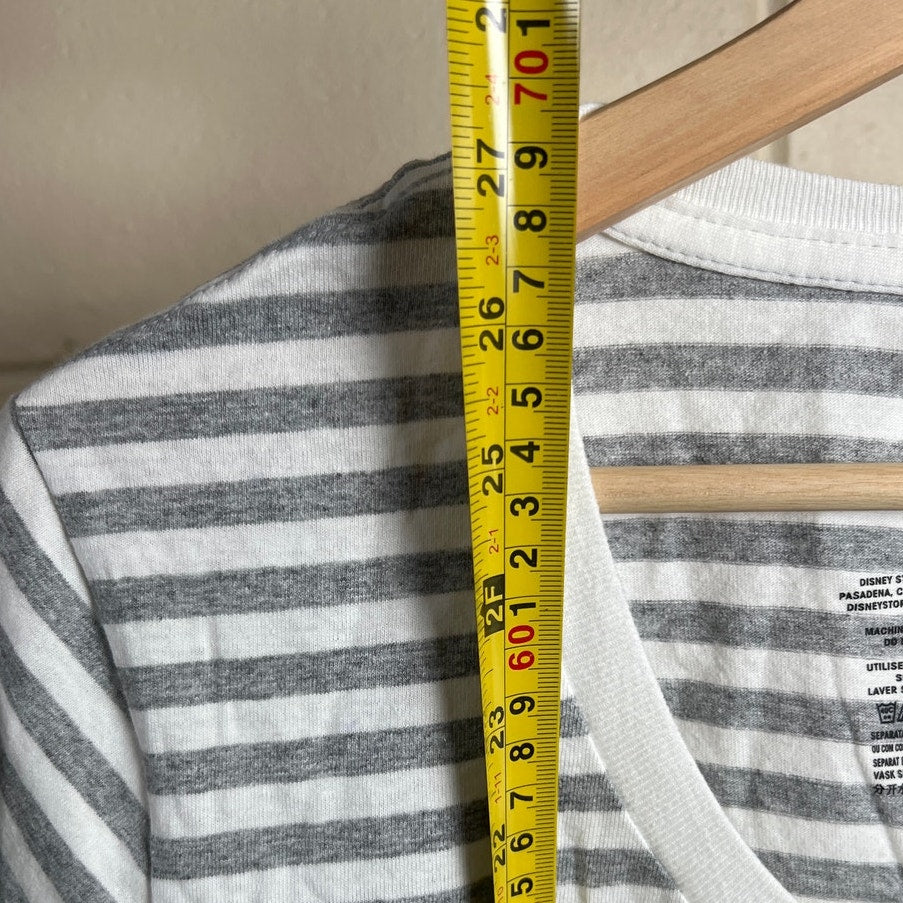 Disney Store XL NWT Chicago Michigan Ave Women Top Gray Striped