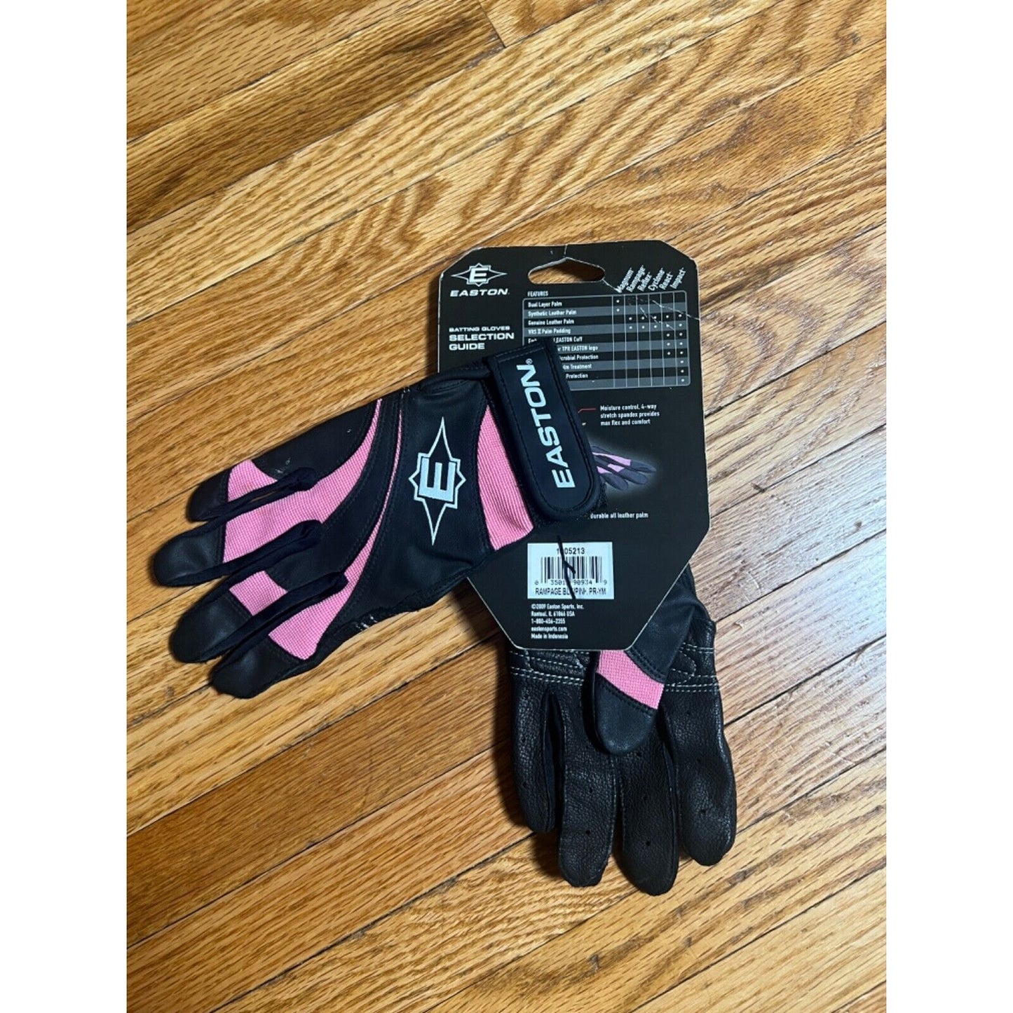 EASTON RAMPAGE Batting Gloves Youth M NWT