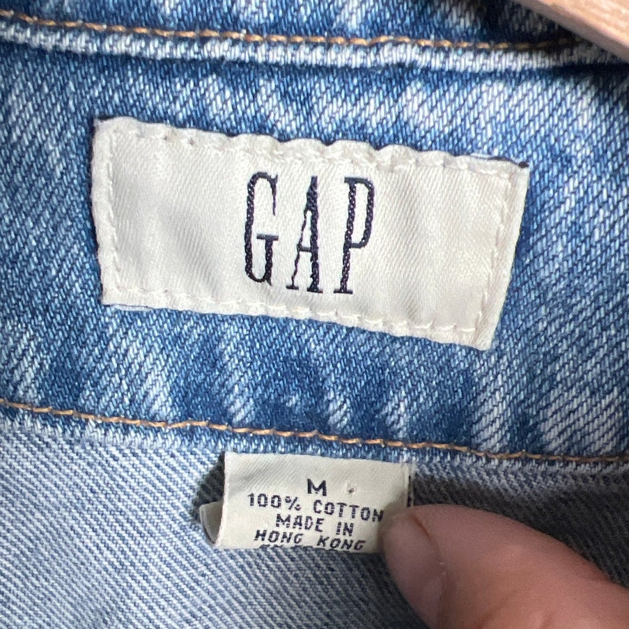 Vintage Gap 100% Cotton Medium Light Wash Jean Jacket