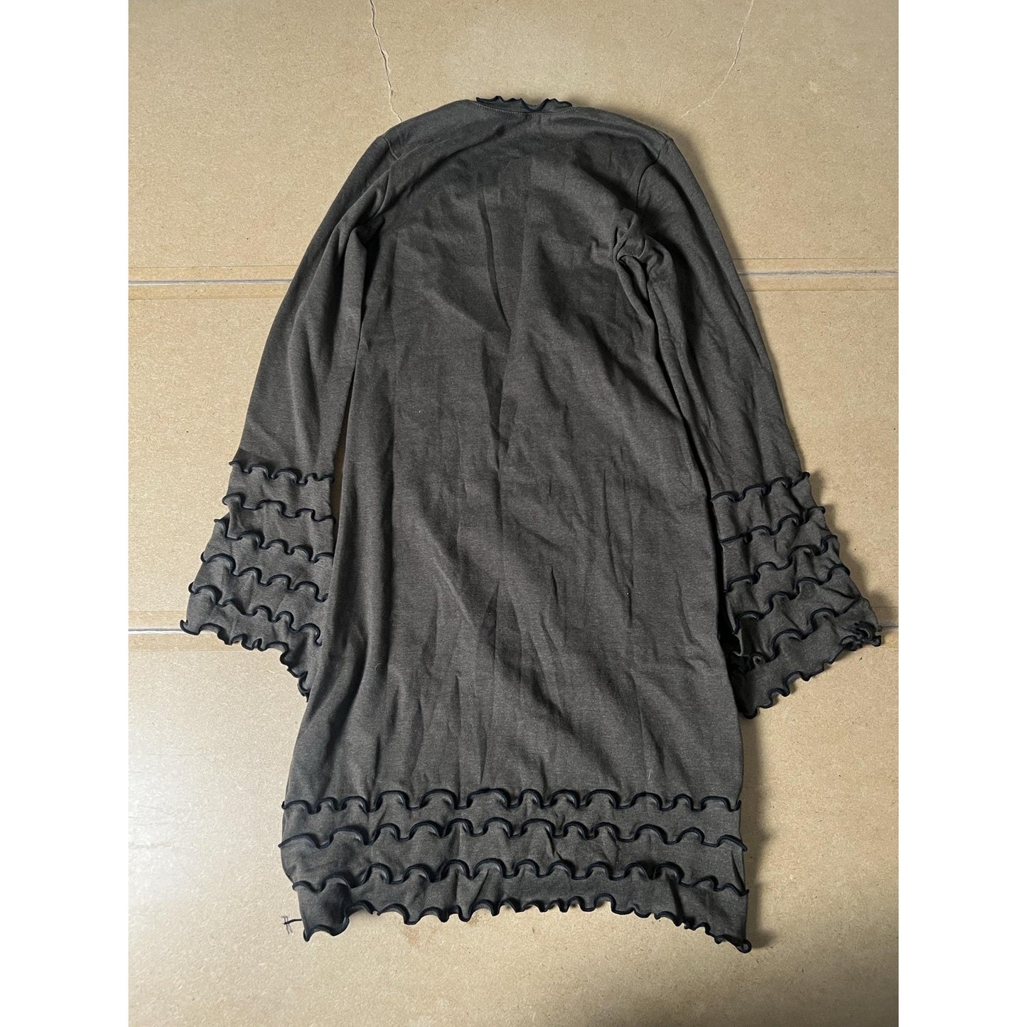LAURA HLAVAC Dress Womens S Gray Sweater Dress Scoop Neck Bell Sleeve Ruffle