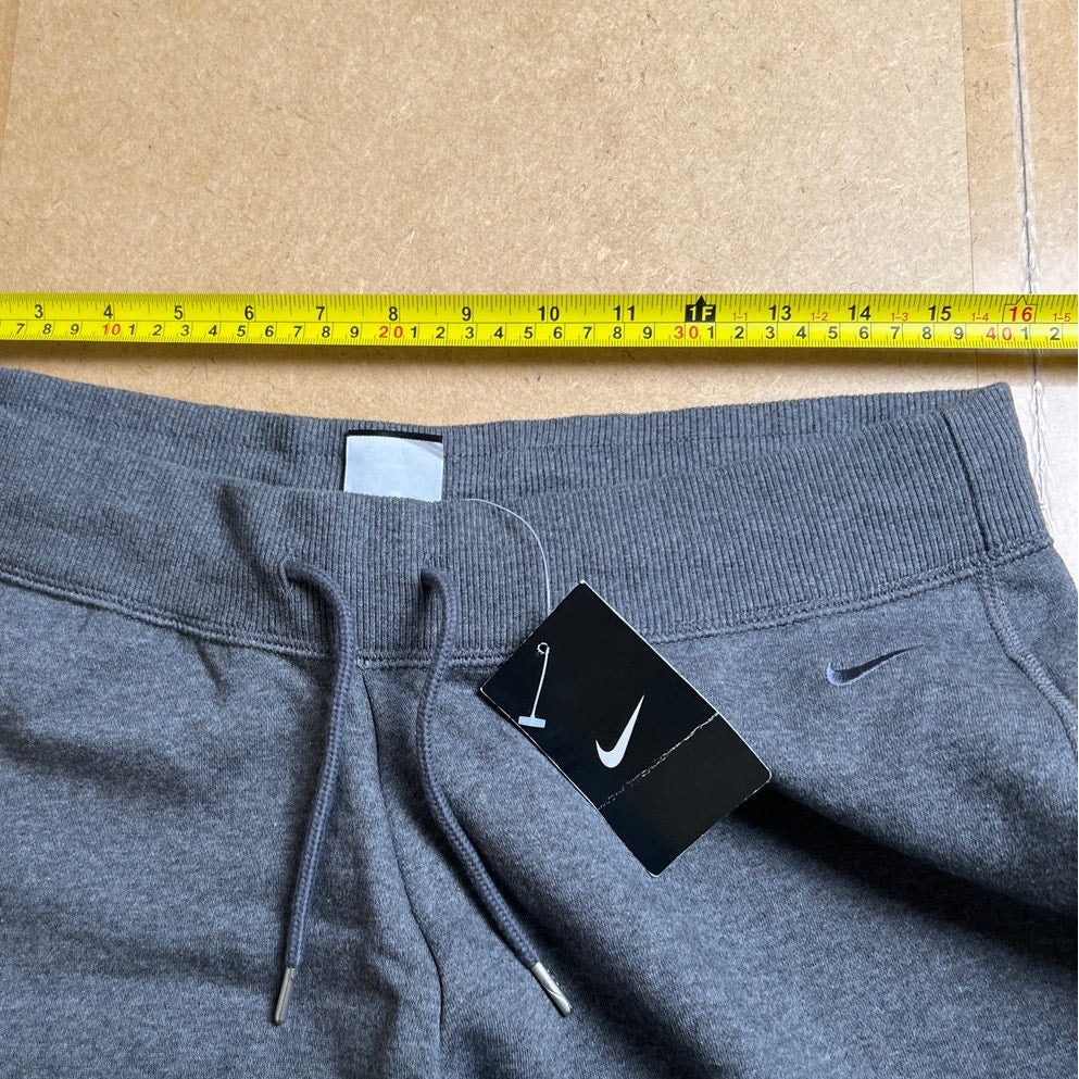 NWT Nike Black Women Gray Sweat Pants Size Large