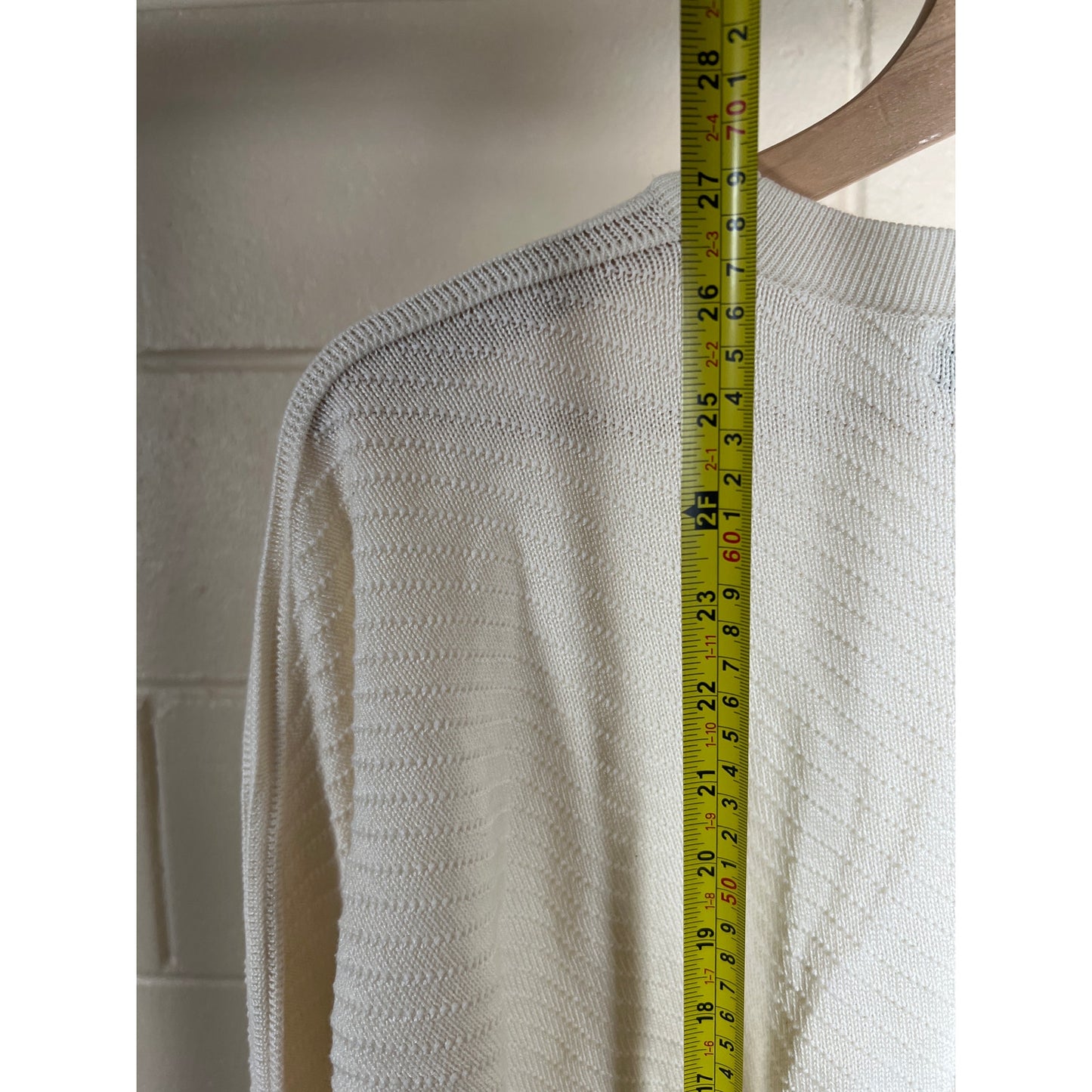 Vintage St.Croix Shop Large White Crewneck Textured