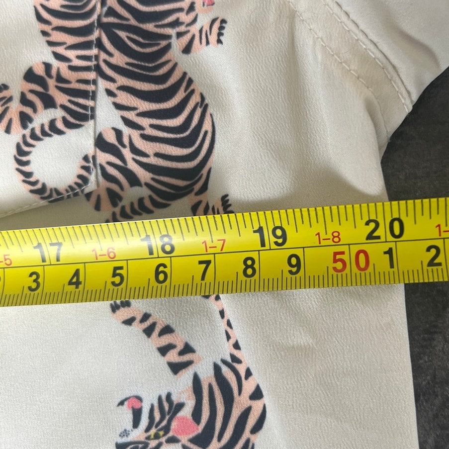 American Garage Medium Button Up Shirt Men's Animal Print