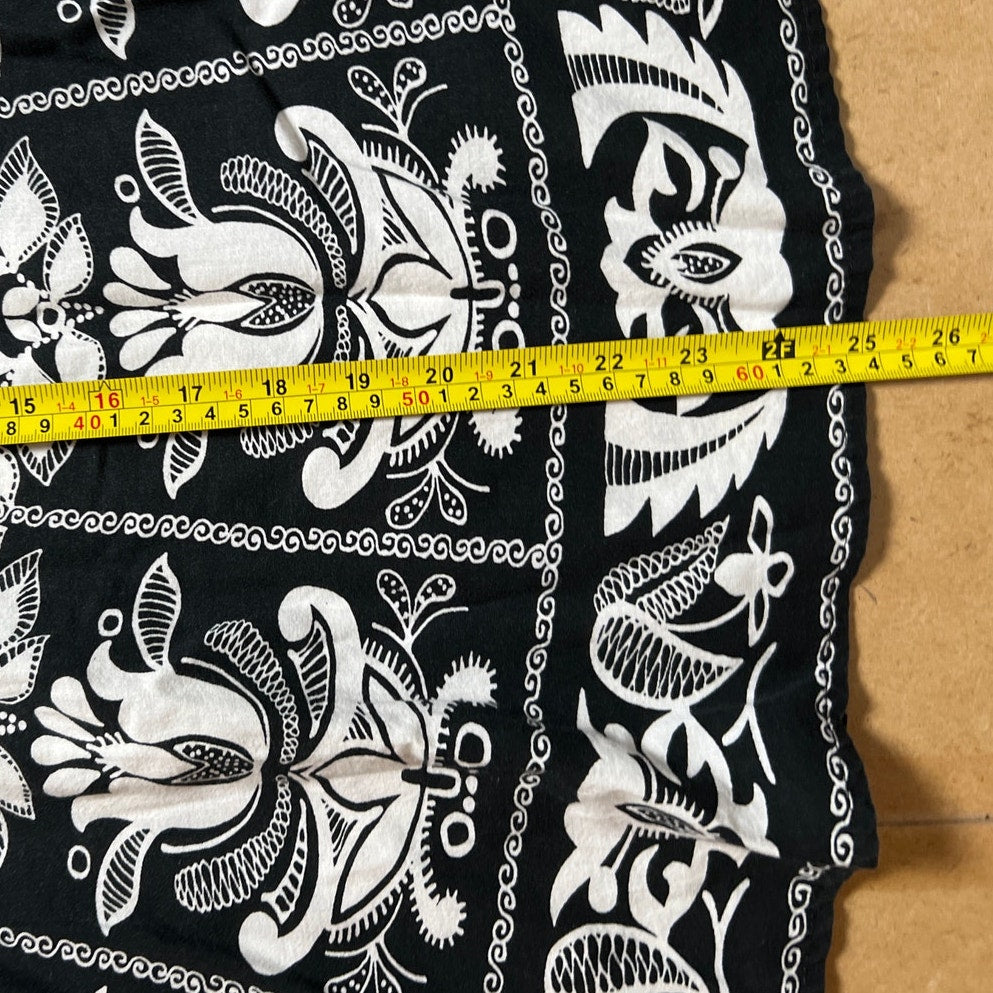 Norm Thompson Black/White Floral Skirt Women Size 16