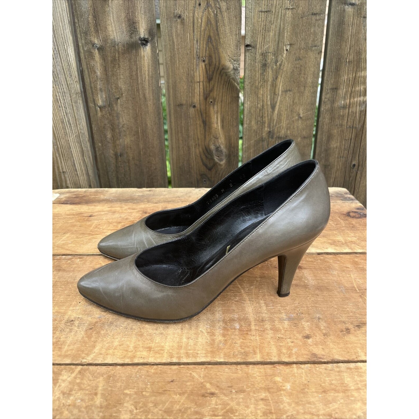 Vintage YSL Saint Laurent Paris 80 Pump Shoe Sz 8 M Paris Made In Italy