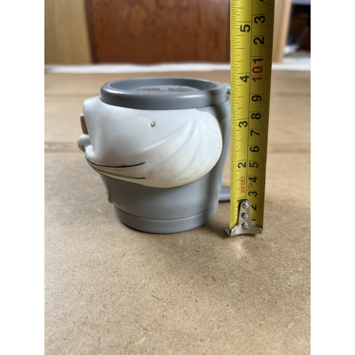 McDonald's Bugs Bunny Character Mug Gray 1992 Promotional Partners Made In China