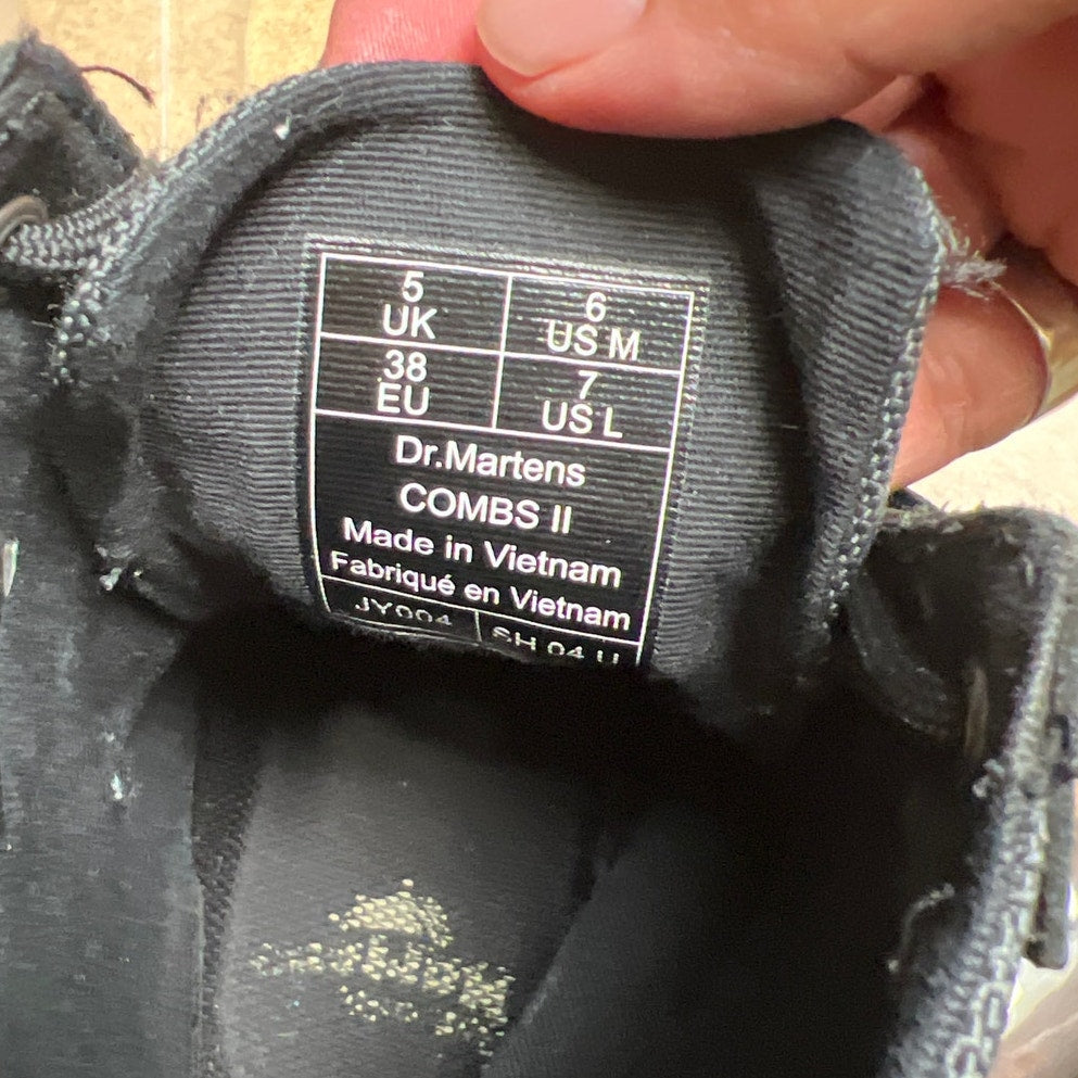 Dr. Martens Combs Tech Men’s Black Canvas Lace Up Combat Boots 6 Men's