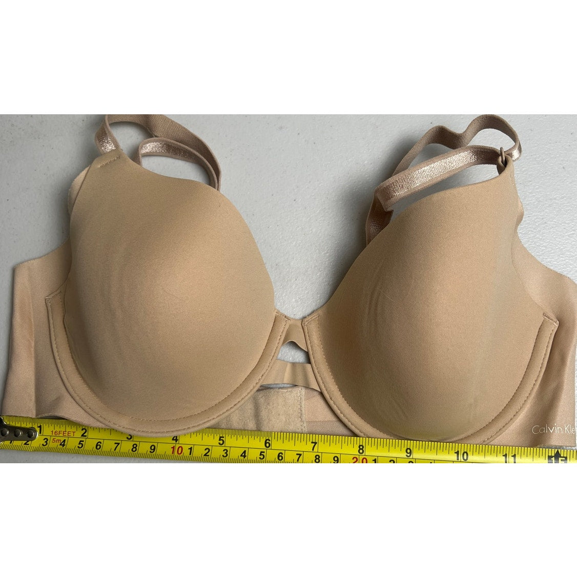 Calvin Klein invisible T-shirt Bra 34B Tan