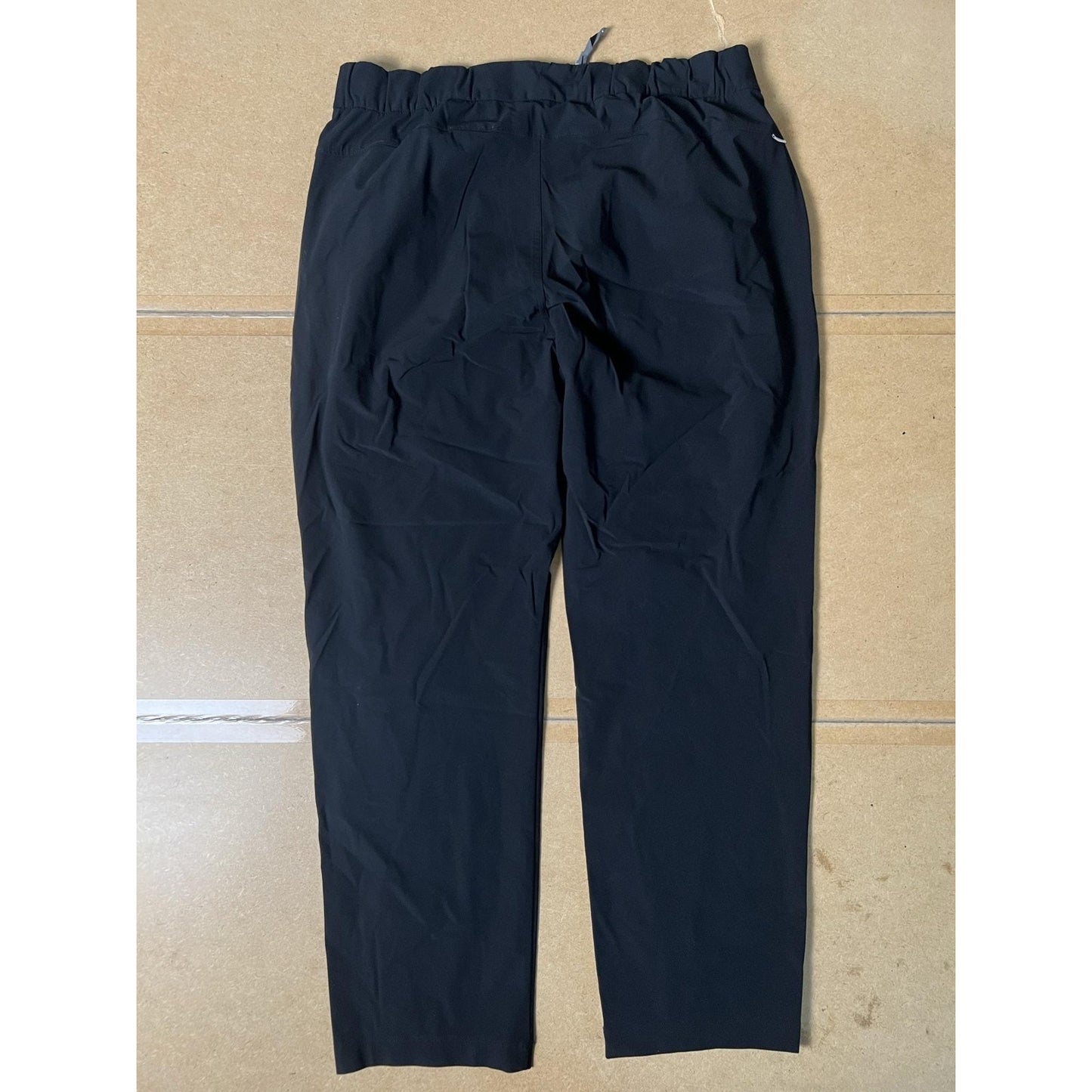 Vuori Pants Womens XL Black Jogger Pull On Elastic Waist Pockets Stretch