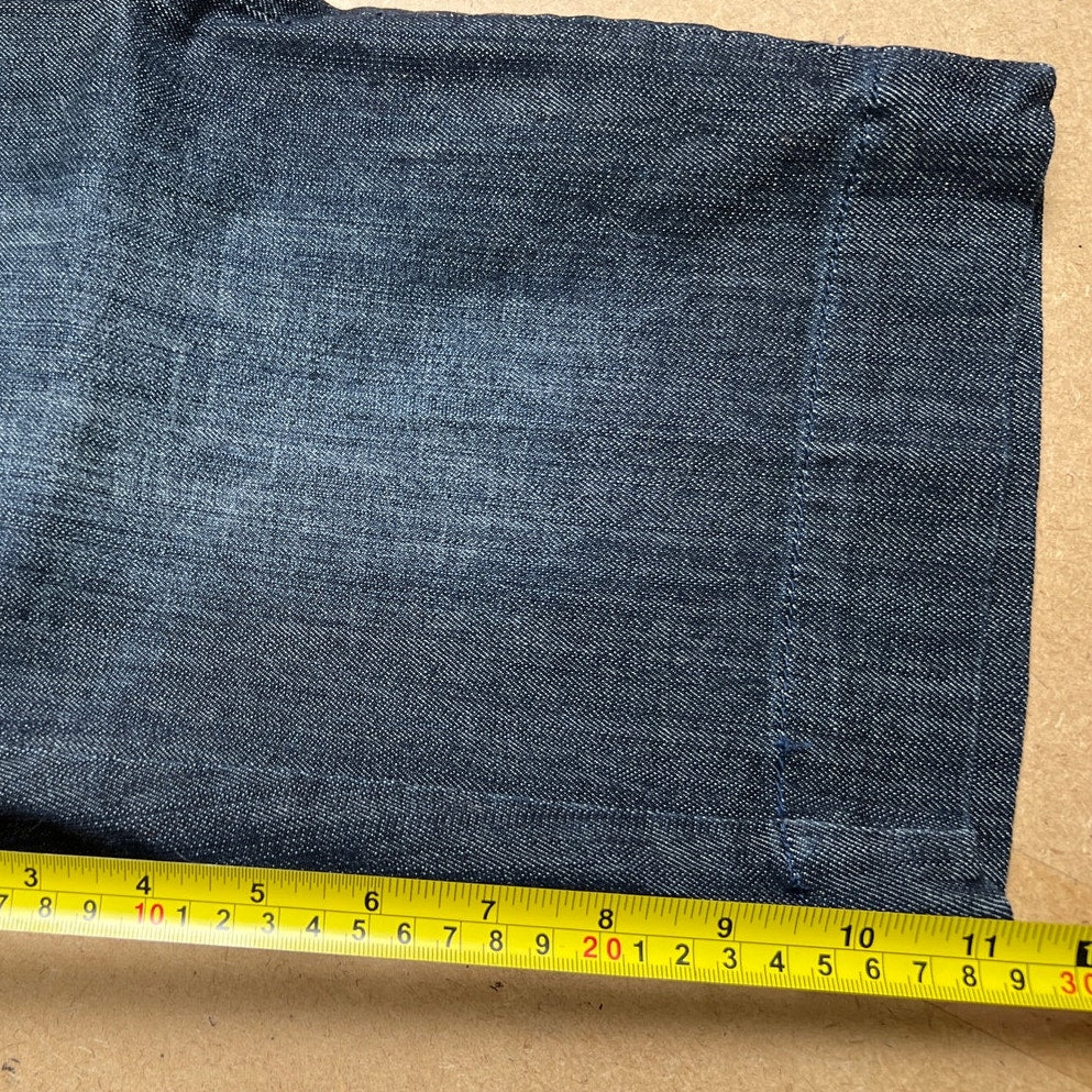 NWT The Limited Denim 917 Bermuda Shorts Lo-Rise, Slender Waist Size 6