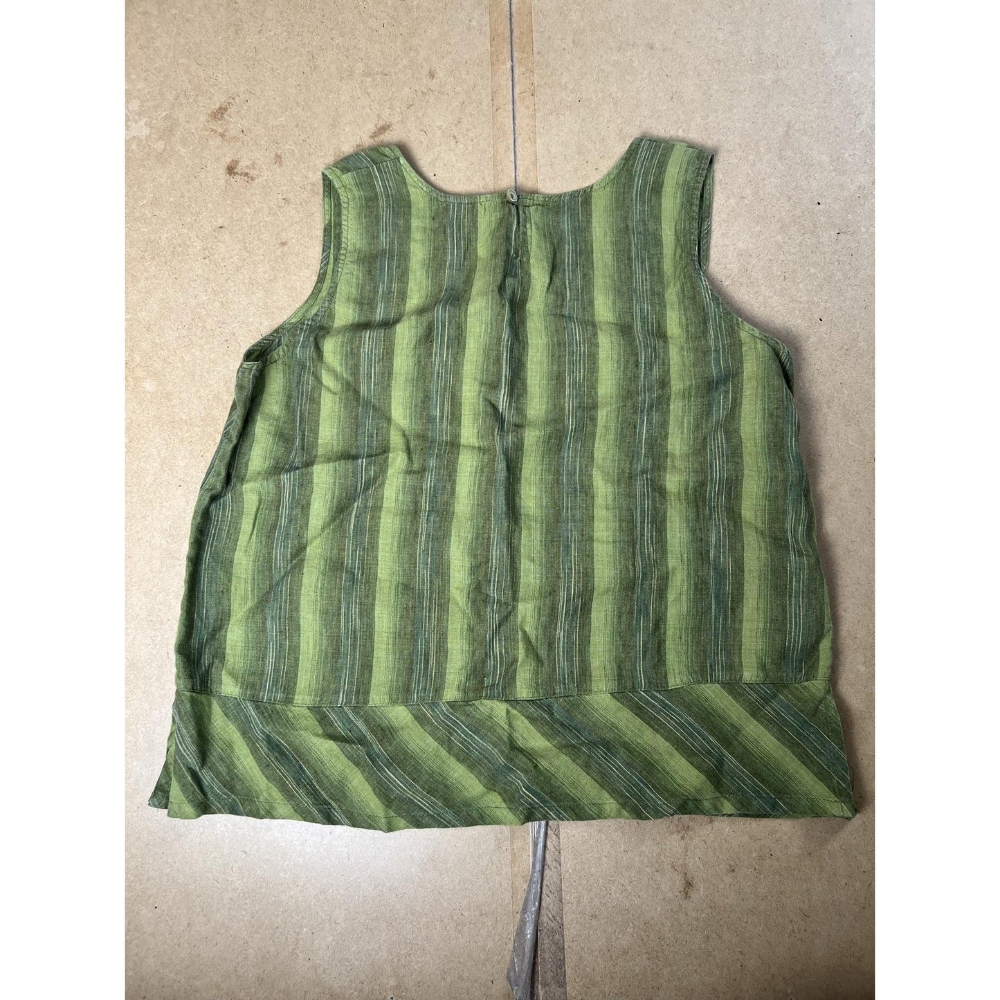 Nomadic Traders Tank Womens L Green 100% Linen Striped Scoop Neck Casual