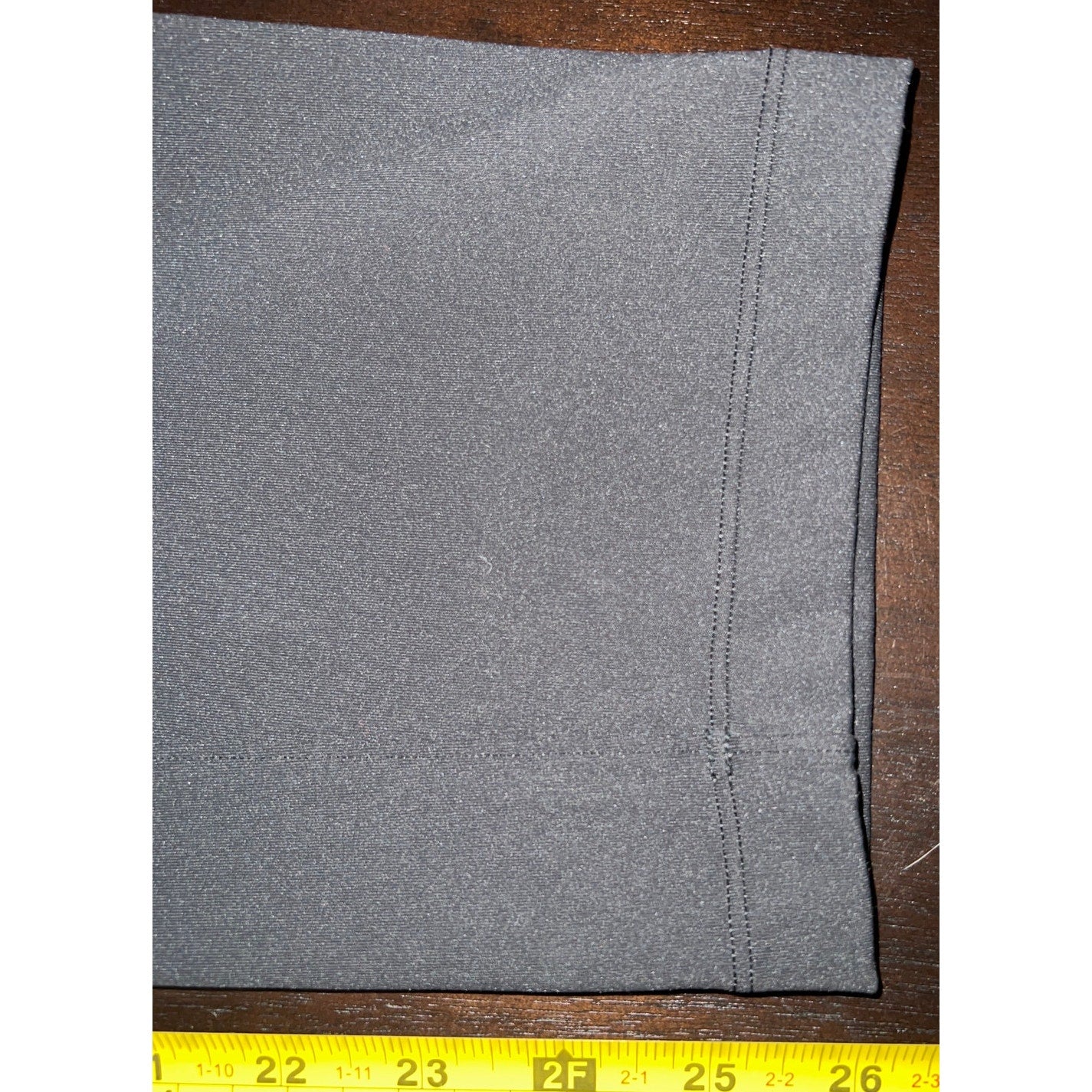 Lululelemon Size 8 On the Fly 7/8 Pant Sweatpants Black