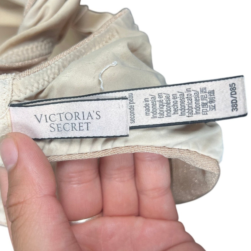 Victoria Secret 38D Demi Adjustable Women Nude Bra