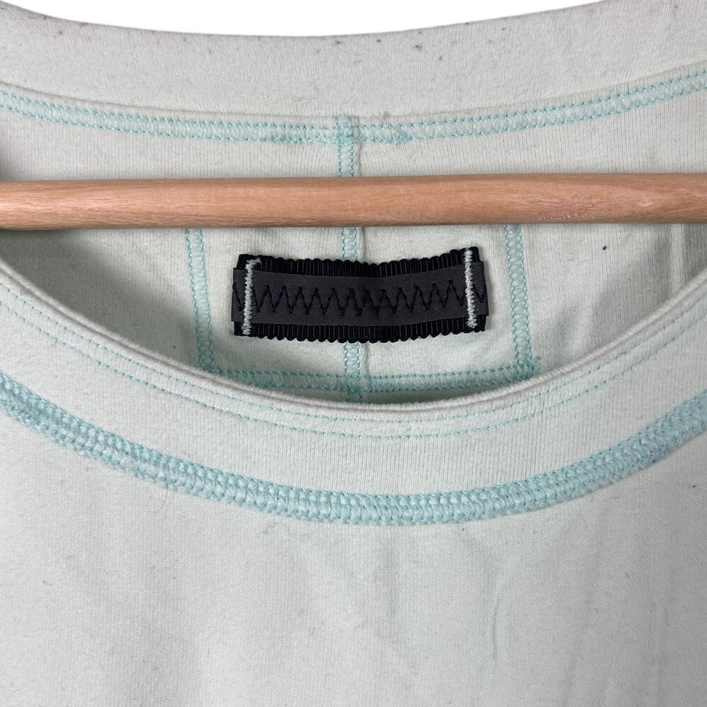 Lululemon Women Long Sleeve Thumbholes Green Top *Dimensions In Picture*