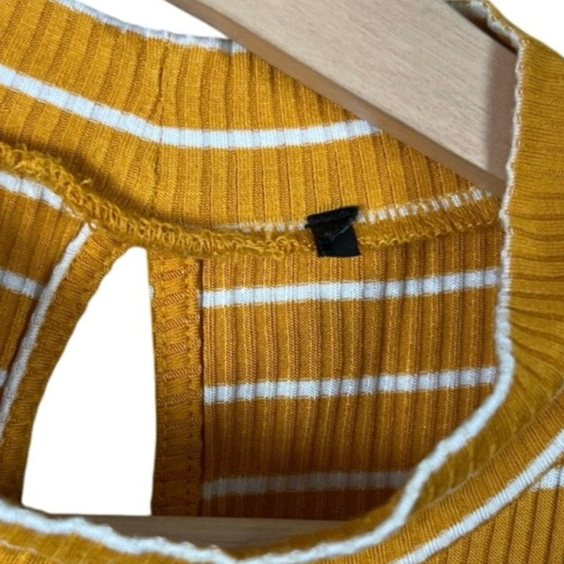 Forever 21 Women’s Yellow & White Bodysuit *Dimensions In Picture*