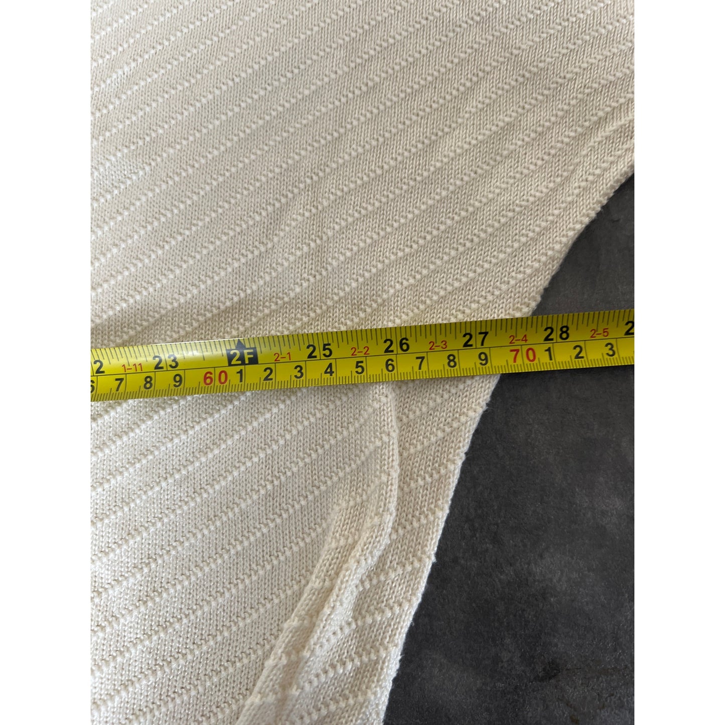 Vintage St.Croix Shop Large White Crewneck Textured