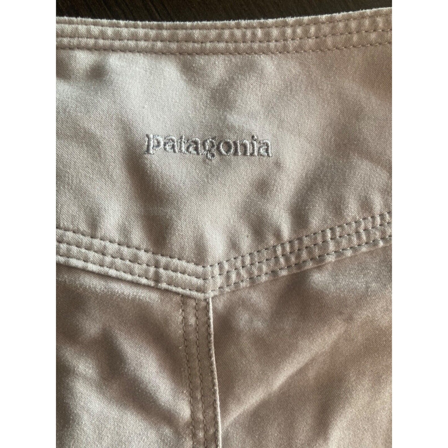 Patagonia light gray pants women's size 6