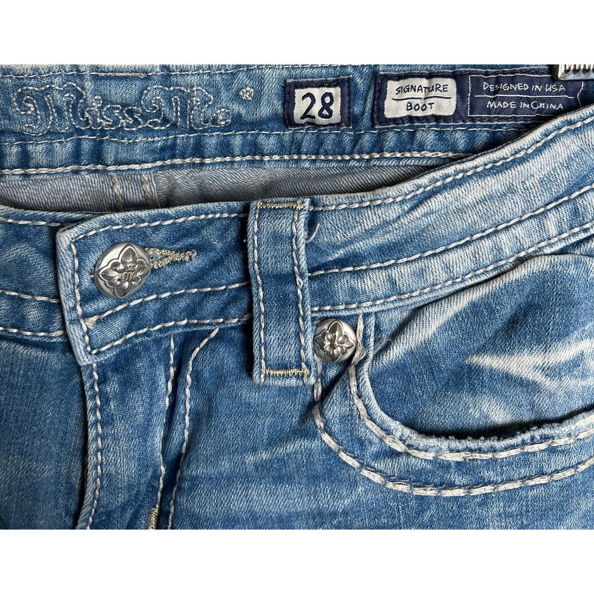 Y2K Miss Me Signature Boot Faded Embroidered Jeans Size 28