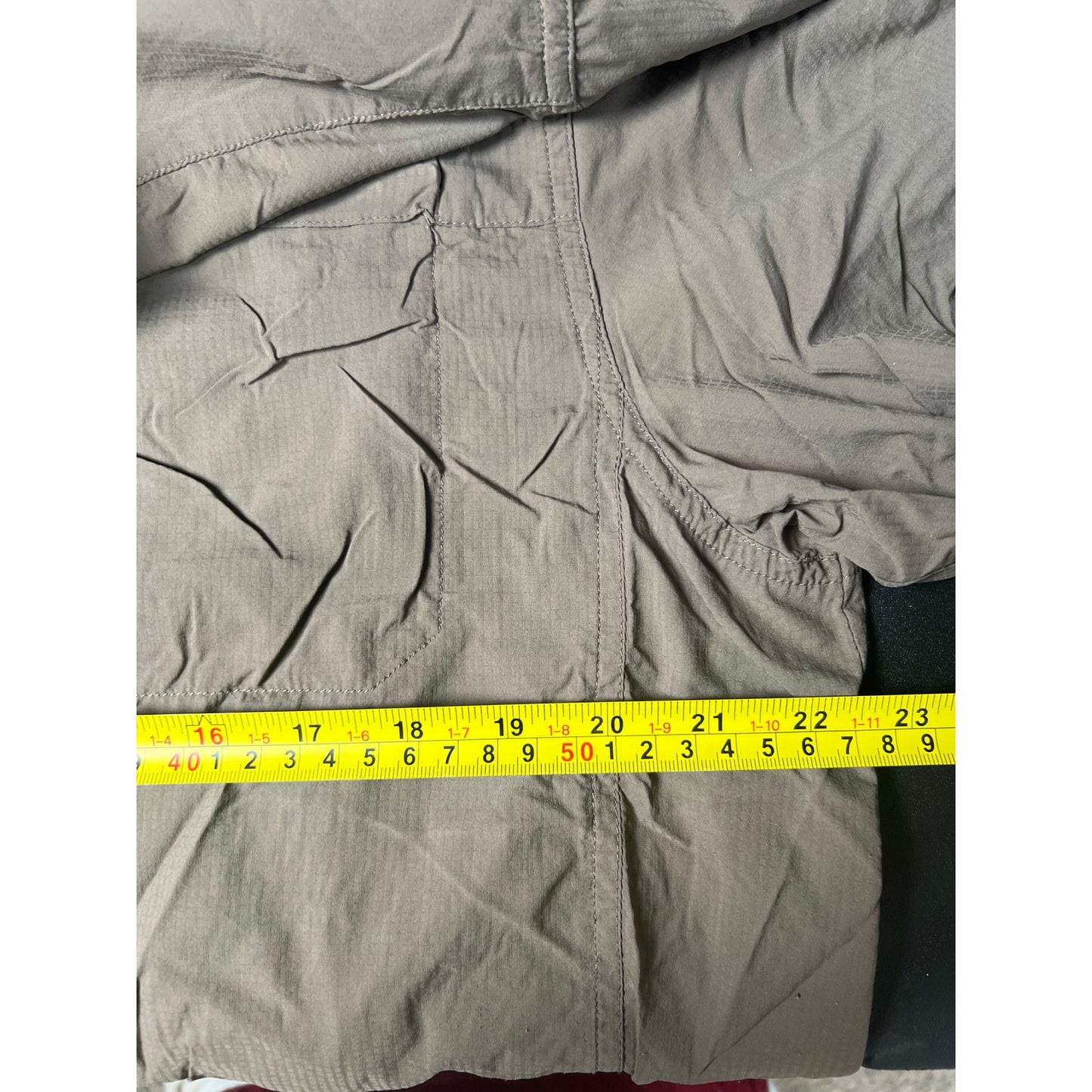 Koppen Size Large Button Down 100% Nylon Men's