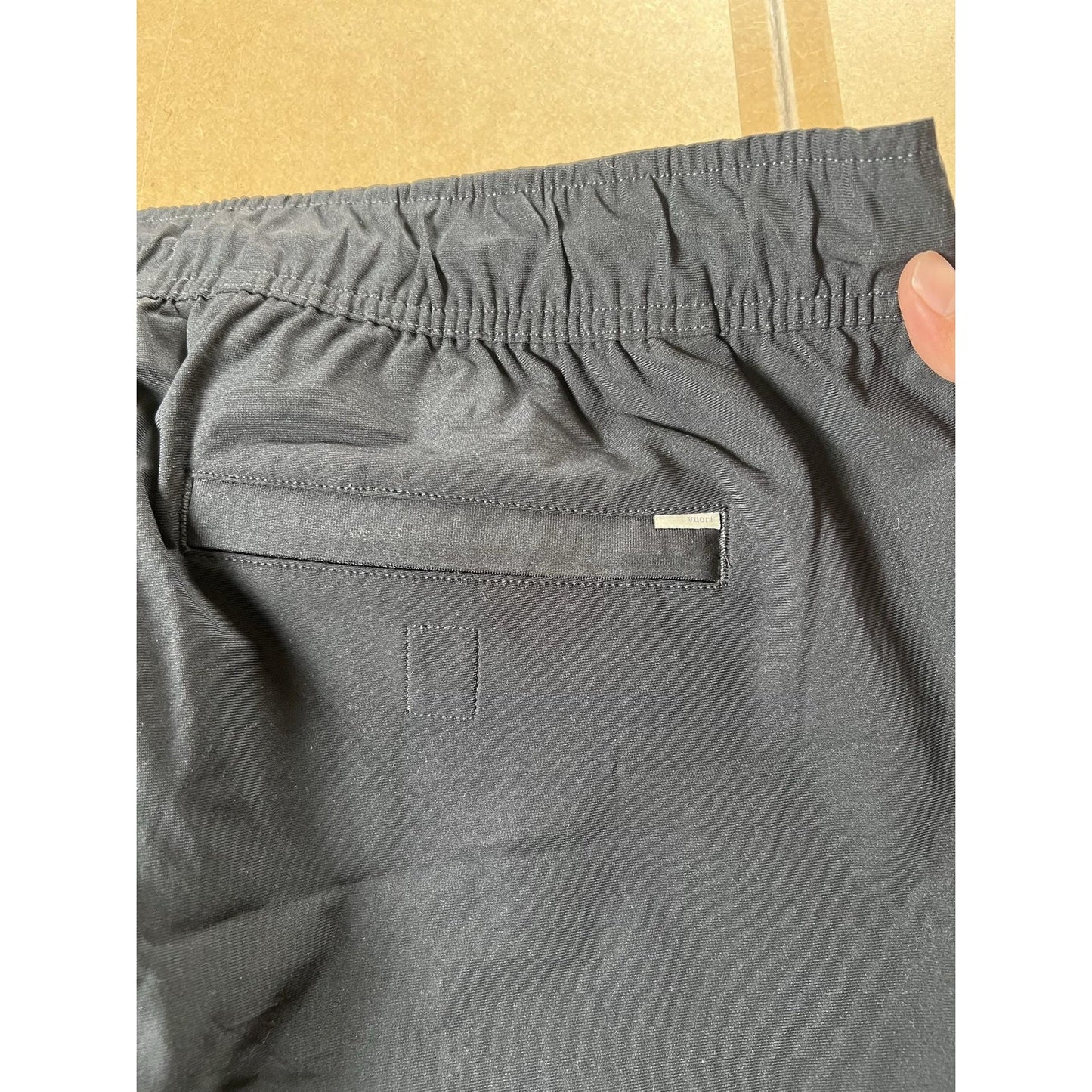 Vuori Pants Unisex XL Black Jogger Microfiber Drawstring Pockets Slim Fit