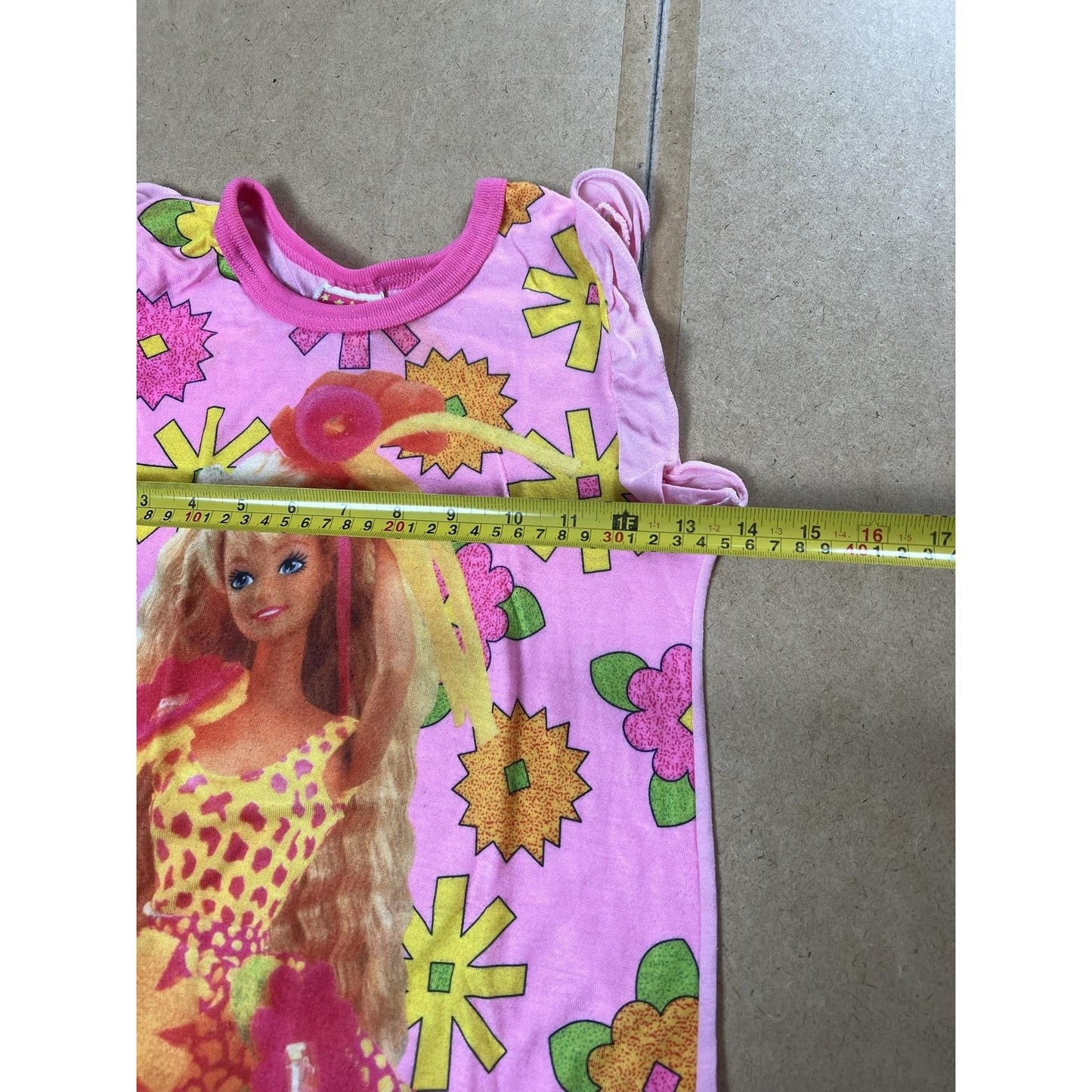 Vintage Barbie Sleepshirt Girls 7-8 Pink Graphic Ruffle Hem Knit USA 90s