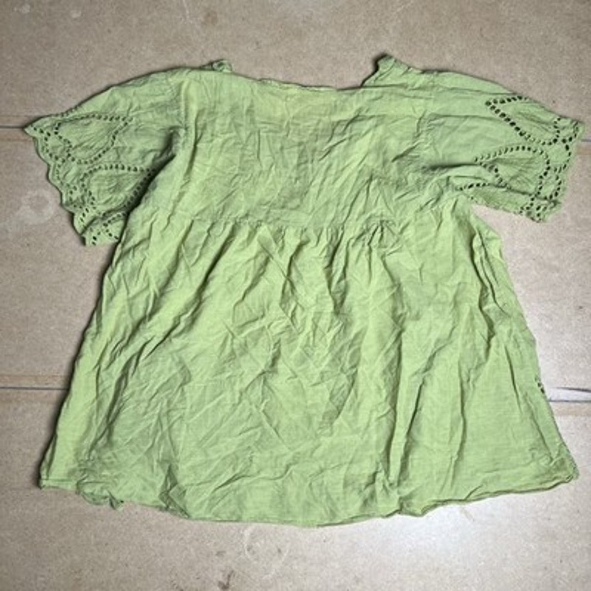 Tunic Womens M Green Linen Crochet Embroidered V-Neck Short Sleeve Lightweight