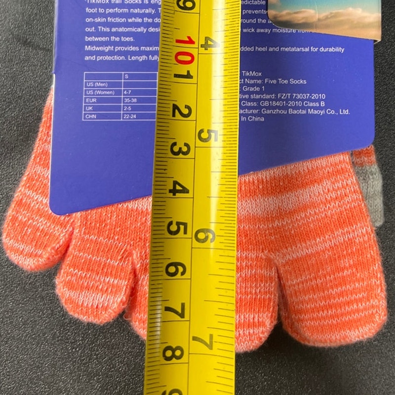 Tikmox Sports Socks Expert NWT Multicolor *Missing Size*