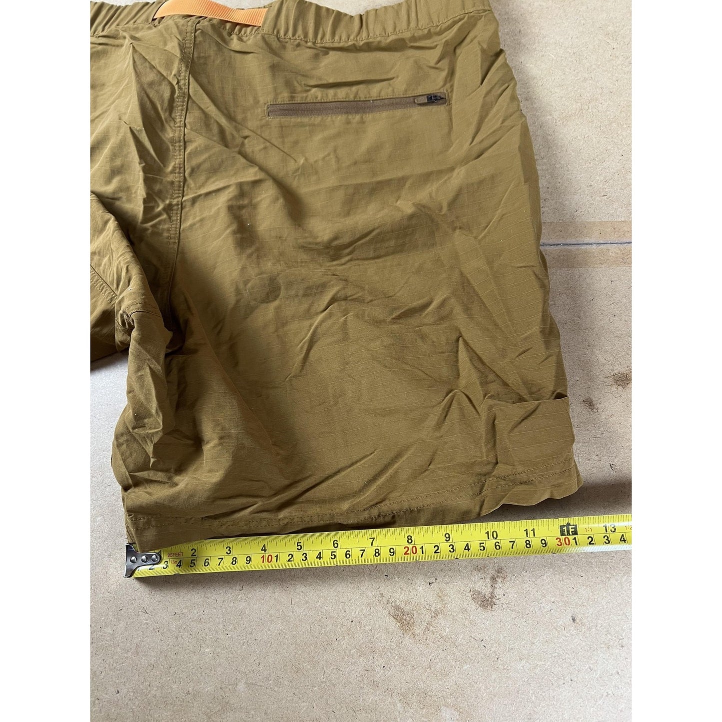 REI Co-op Mens XL Brown Athletic Shorts 38 Waist Adjustable Pull-On 7.5 Inseam