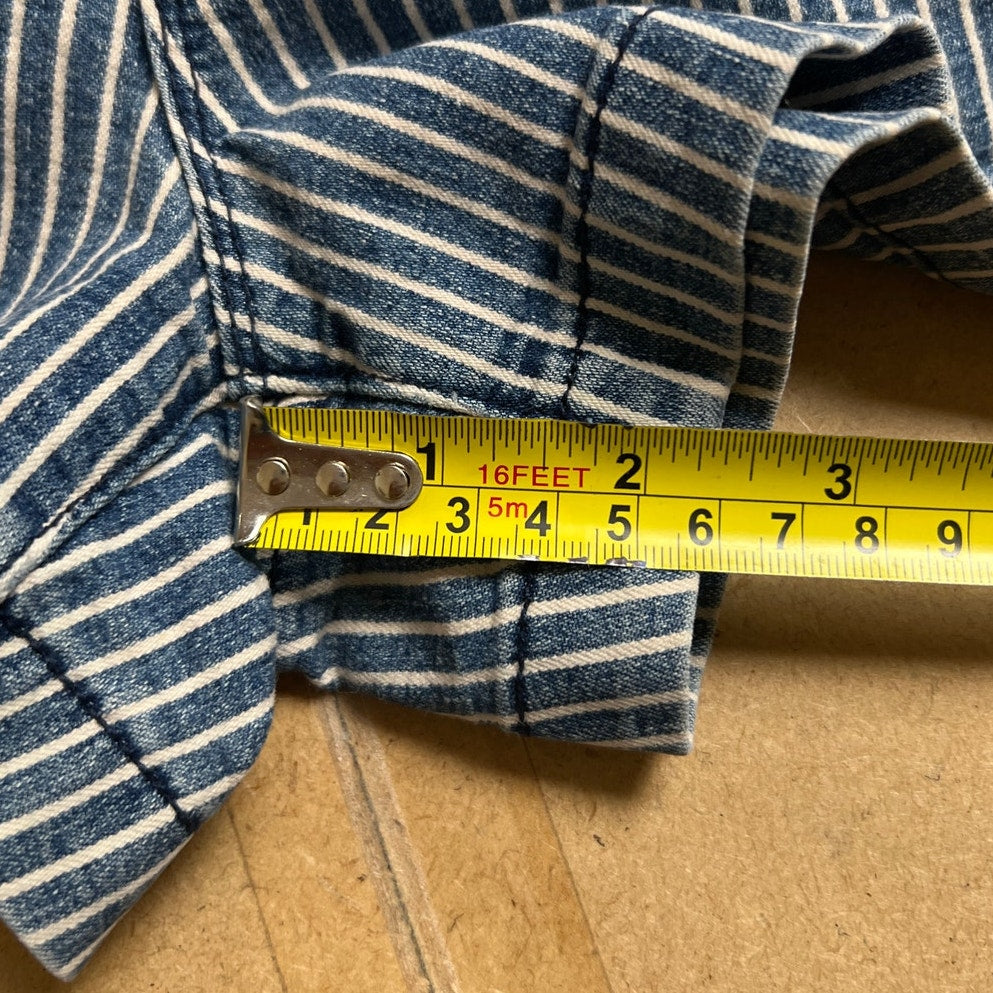 Guess Striped Shorts Women Size 30