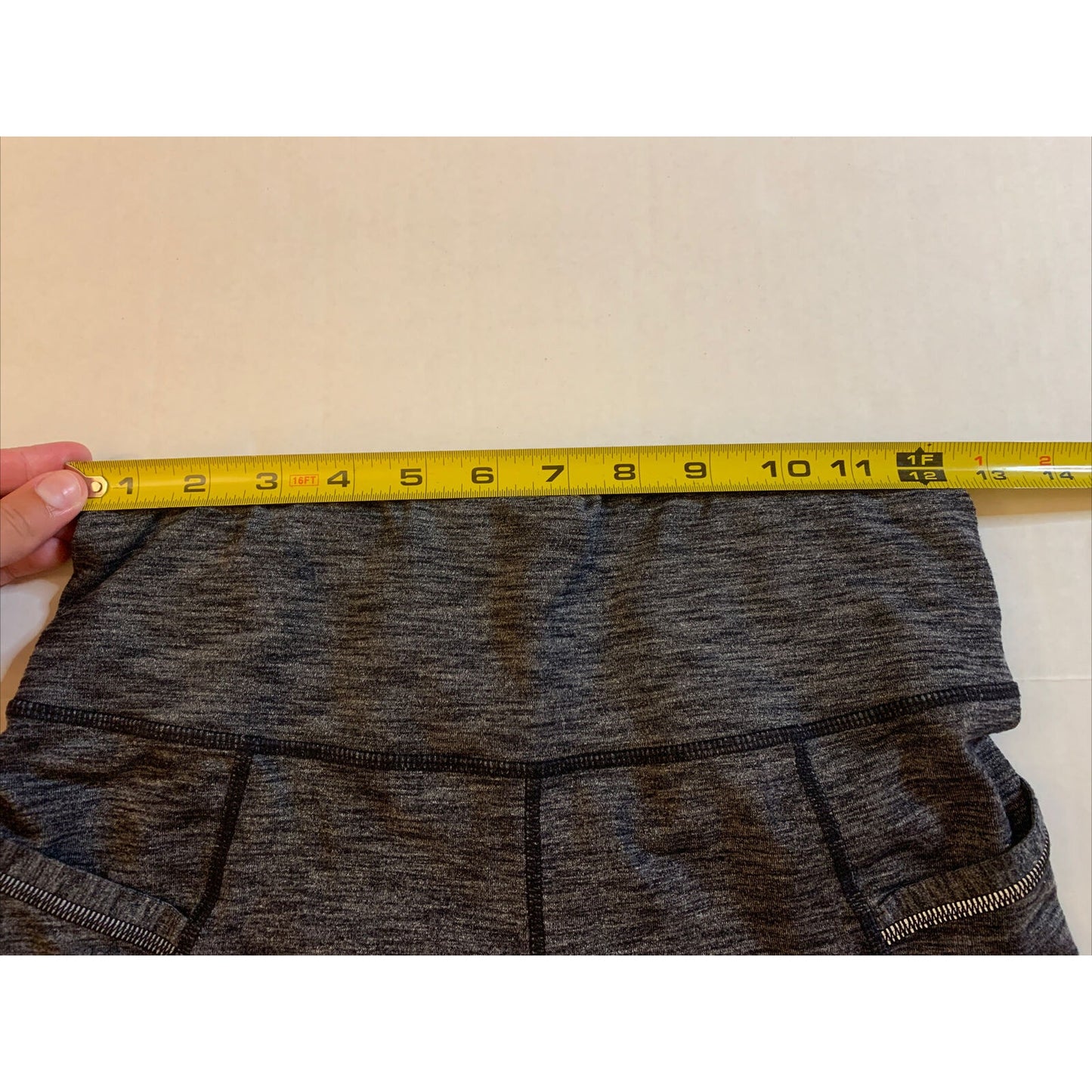 Athleta Gray Black Leggings Athletic size Small S - EUC
