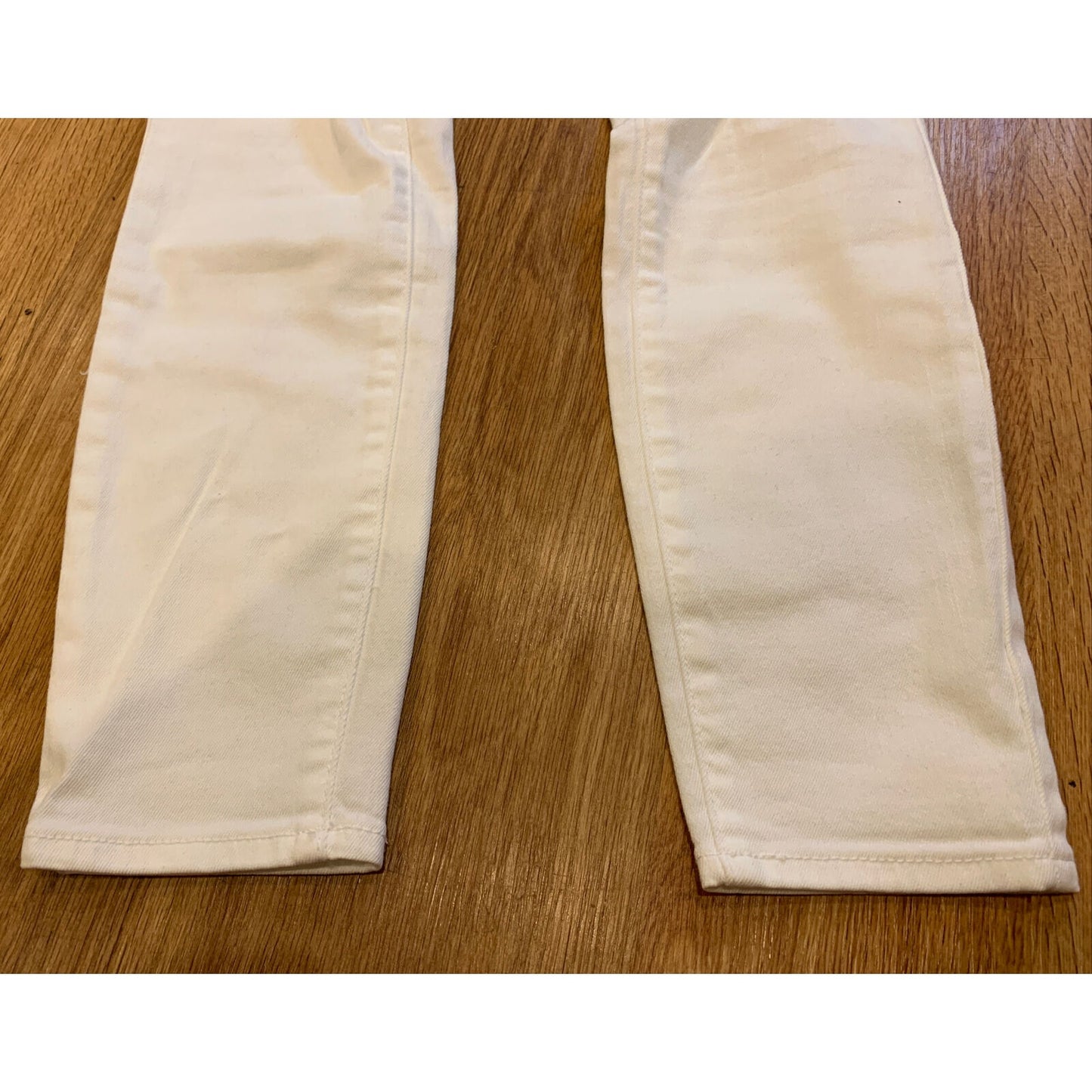 BULLHEAD DENIM CO. WORN WHITE RIPPED MID RISE SKINNIEST ANKLE JEANS NWT Size 27