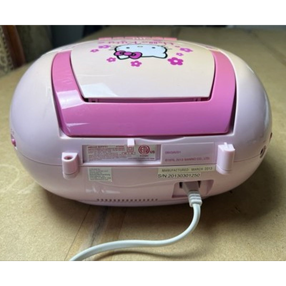 Hello Kitty Pink CD Cassette Boombox Radio Portable Player Recorder AM/FM W Cord