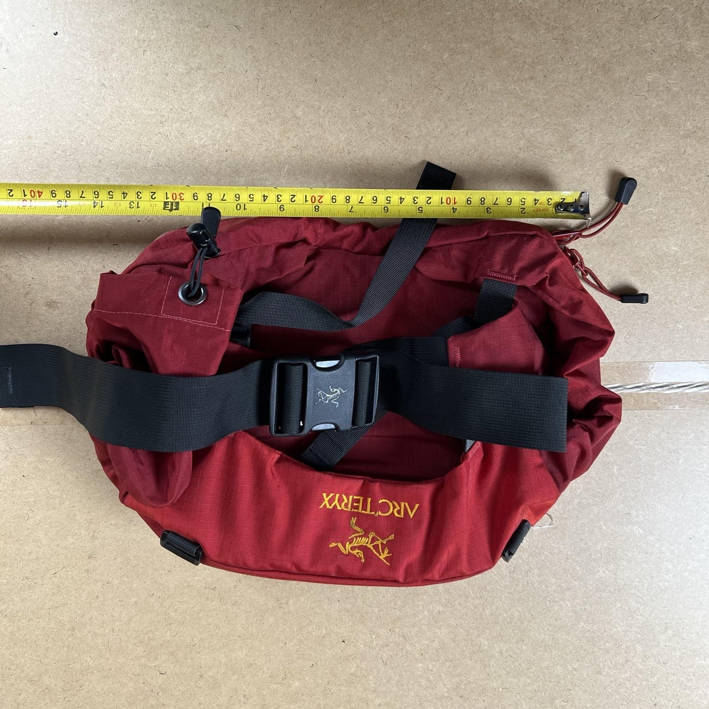 Arc'teryx Waist Pack Red One Size Hiking Hip Belt 4 Pockets Nylon Men Zip
