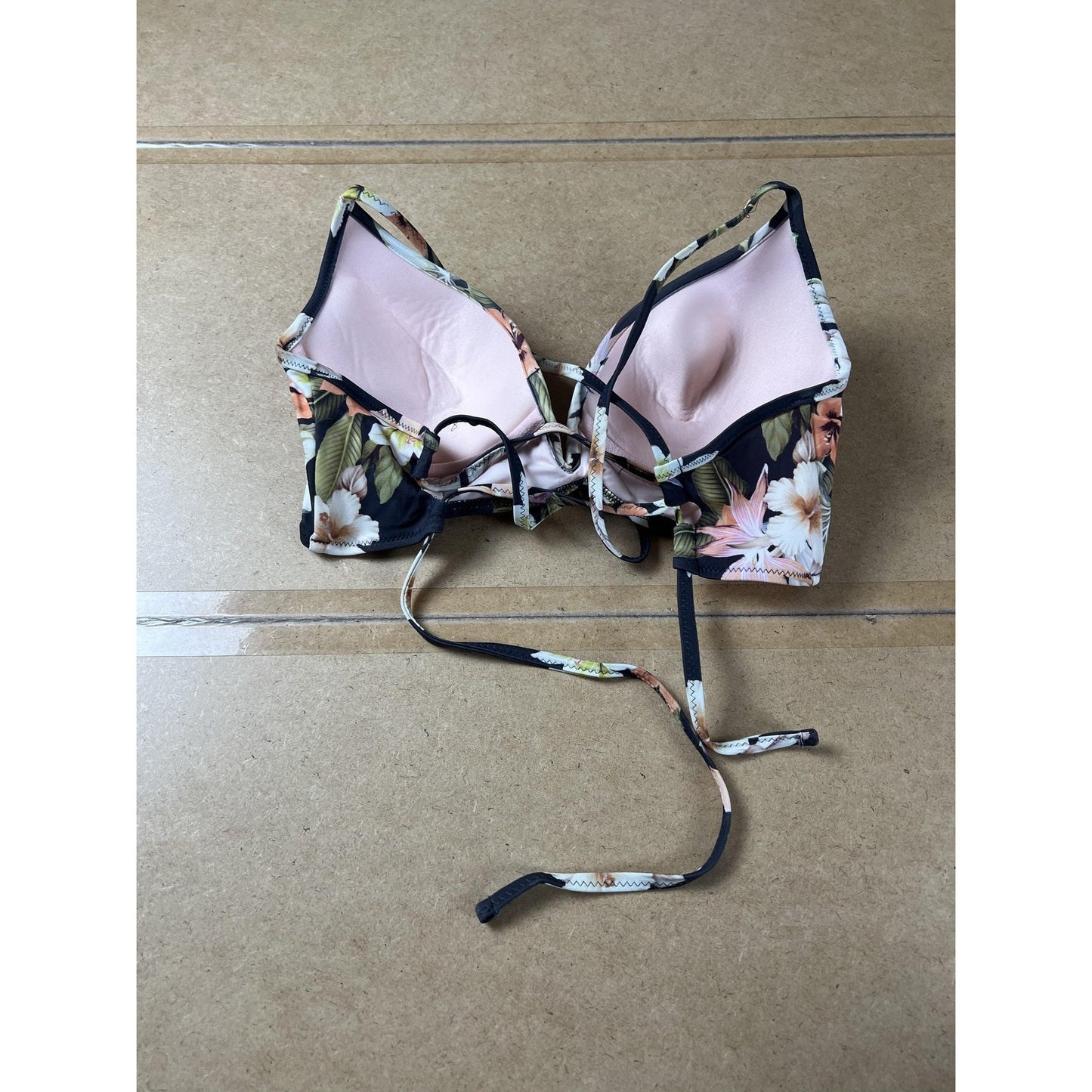 Shade & Shore Swim Top Womens 34C Black Floral Padded Lined Underwired