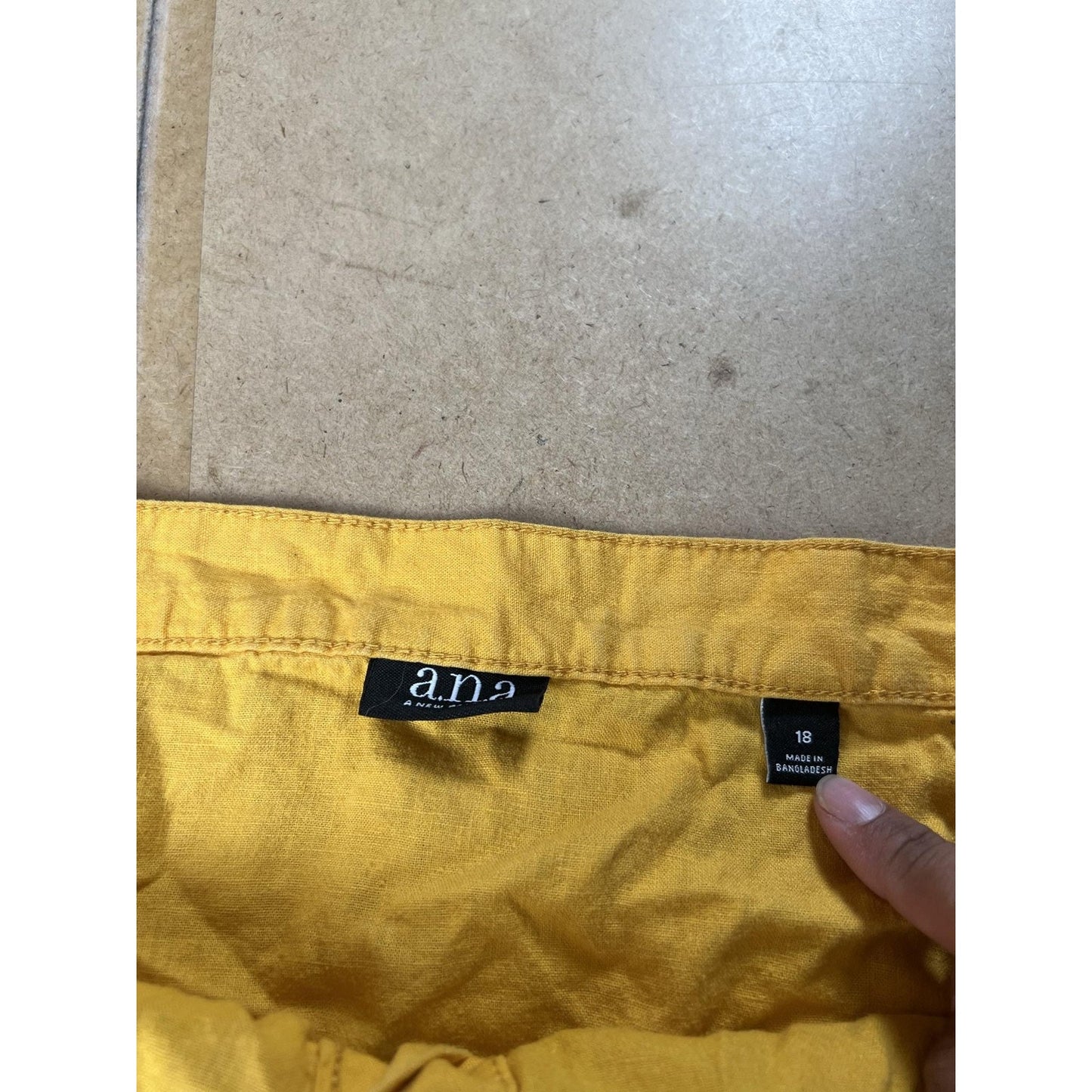 A.n.a Skirt Womens 18 Yellow A-Line Button Pockets Chambray Linen Rayon
