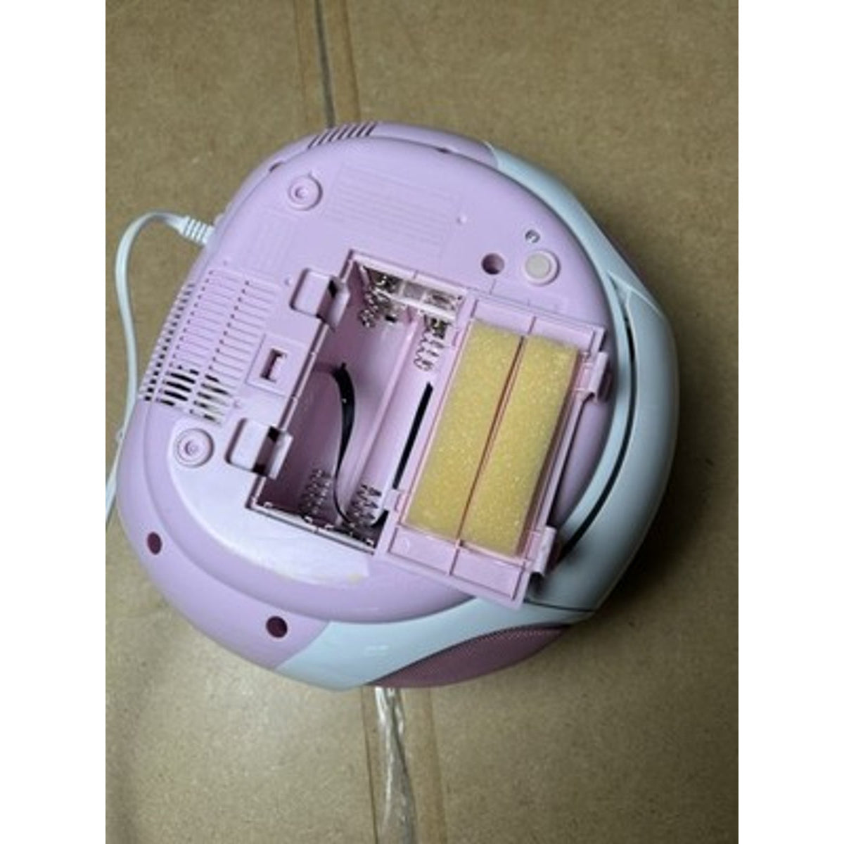 Hello Kitty Pink CD Cassette Boombox Radio Portable Player Recorder AM/FM W Cord