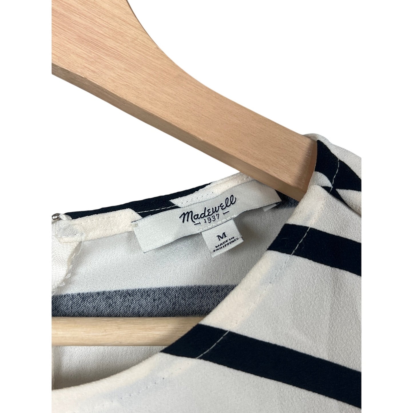 Madewell Women’s Striped White Blouse Crepe Size Medium 100% Polyester