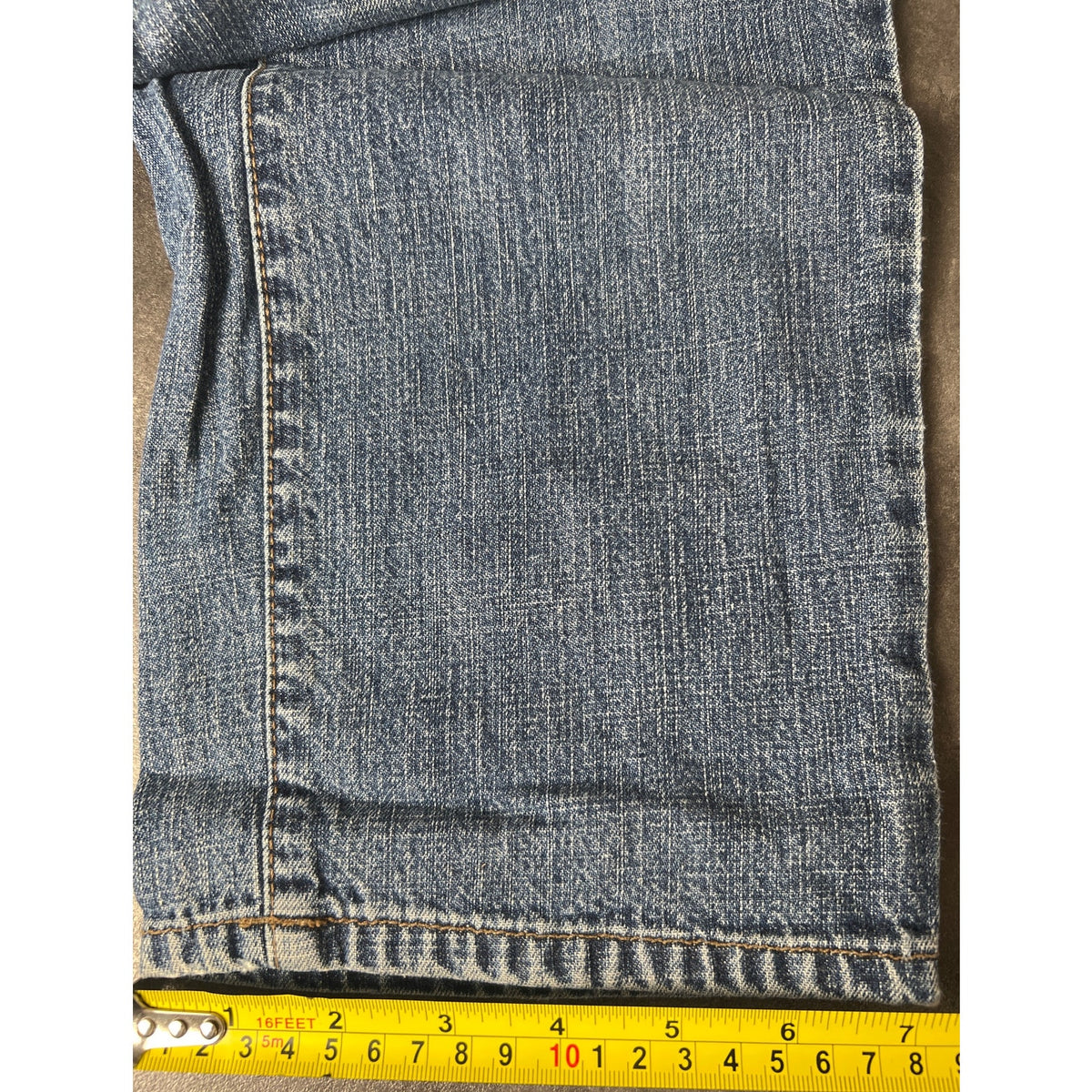 Calvin Klein Size 13 Faded Denim Women's Capri Jeans *Minor hole*