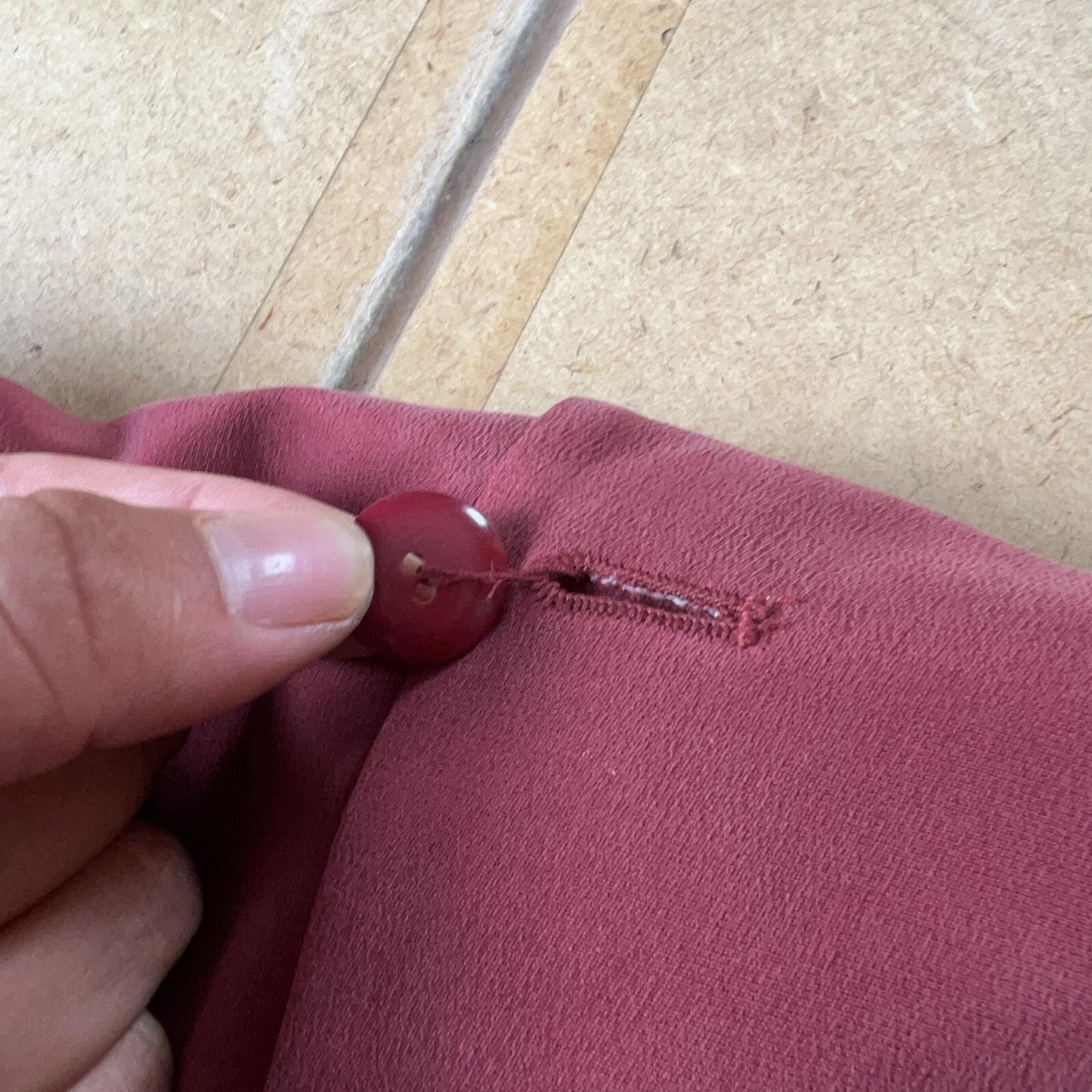 Due Per Due Cardigan Womens 14 Red Silk Lined Collared Pockets Button Business