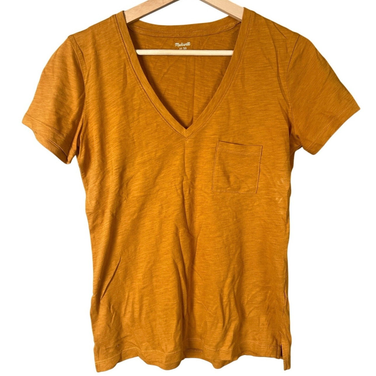 Madewell Size XS Women Orange T-shirt 100% Cotton V-neck Pocket Tee