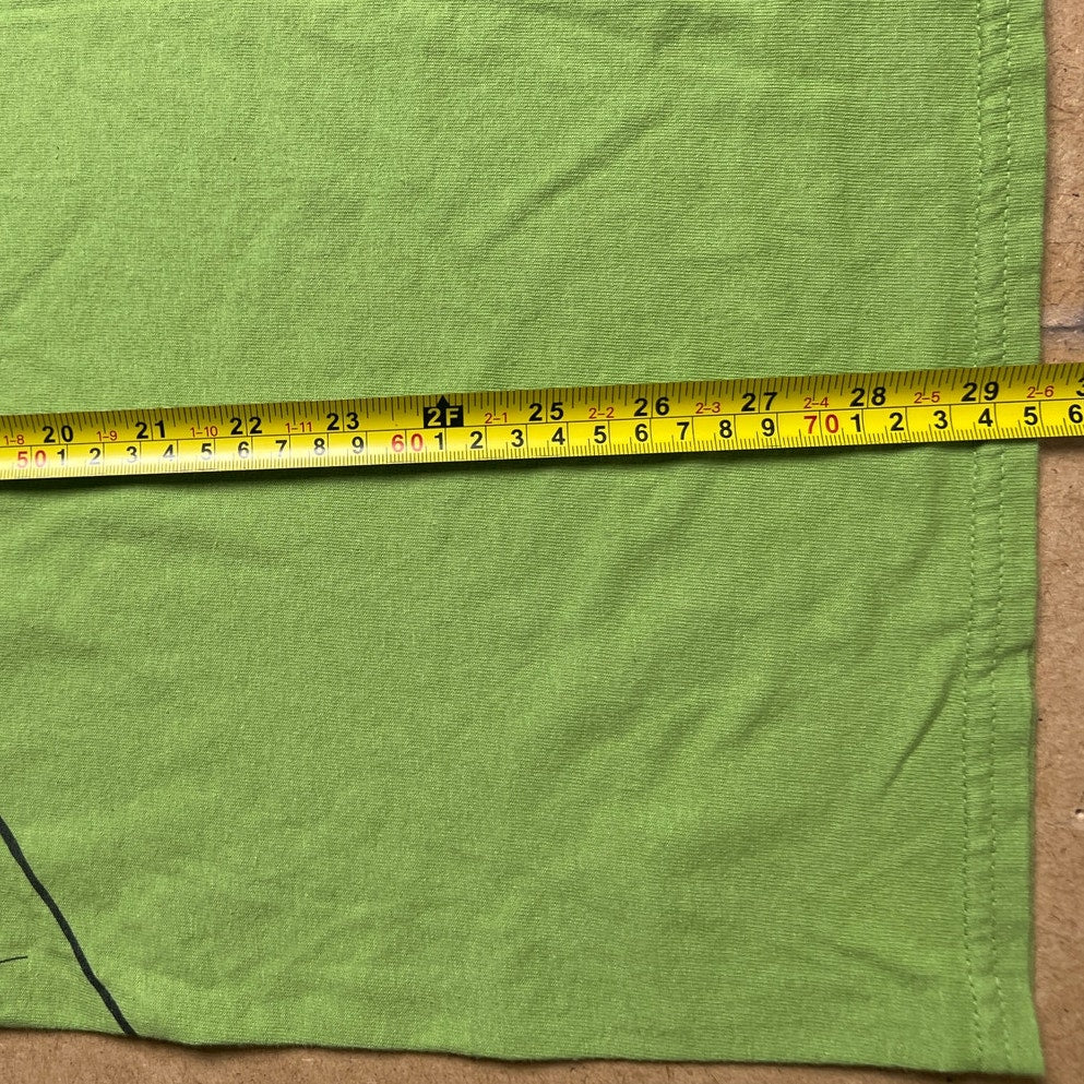People Protect What They Love Green Women T-Shirt Size L