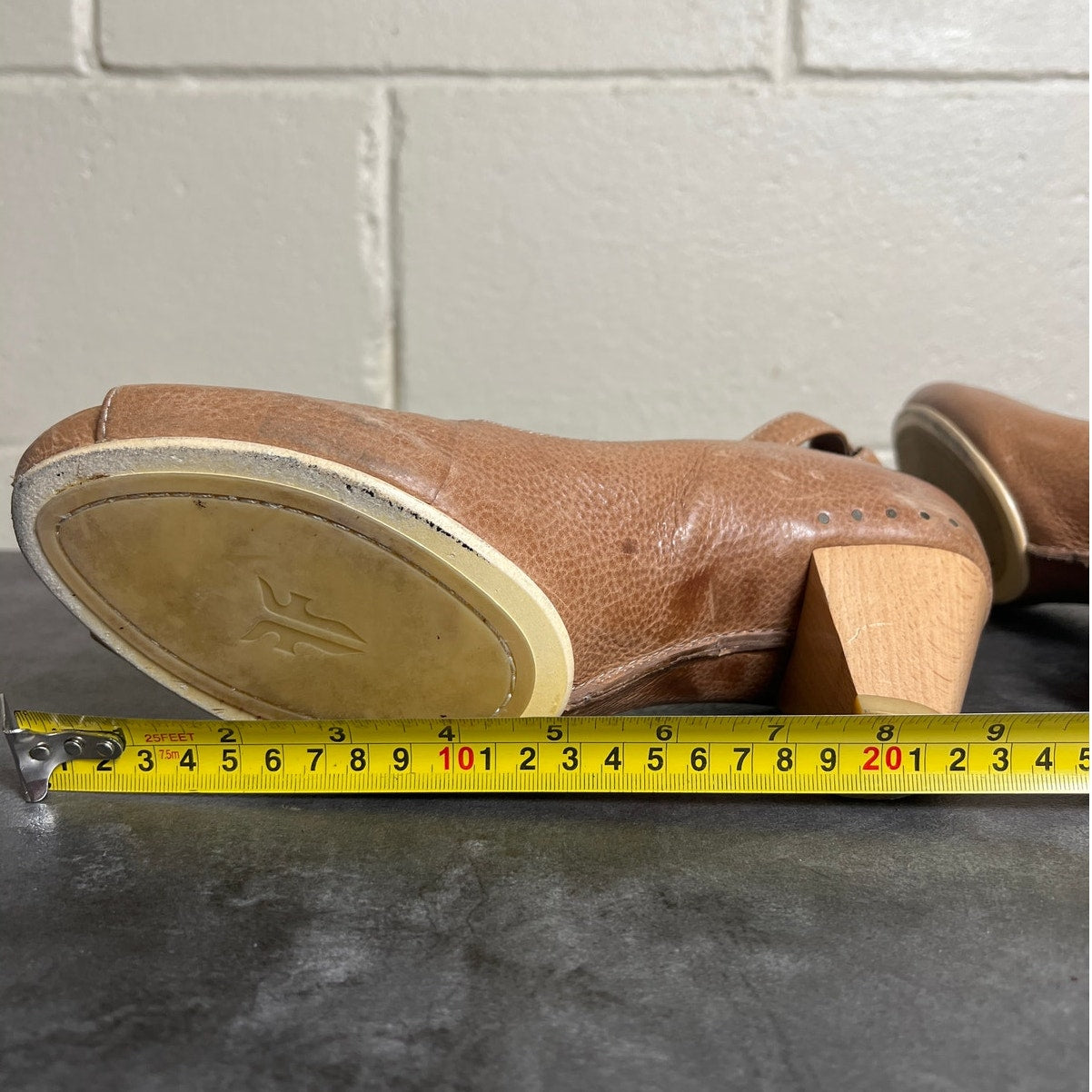 Frye Leather Carson Pump Size 10 women’s Heels