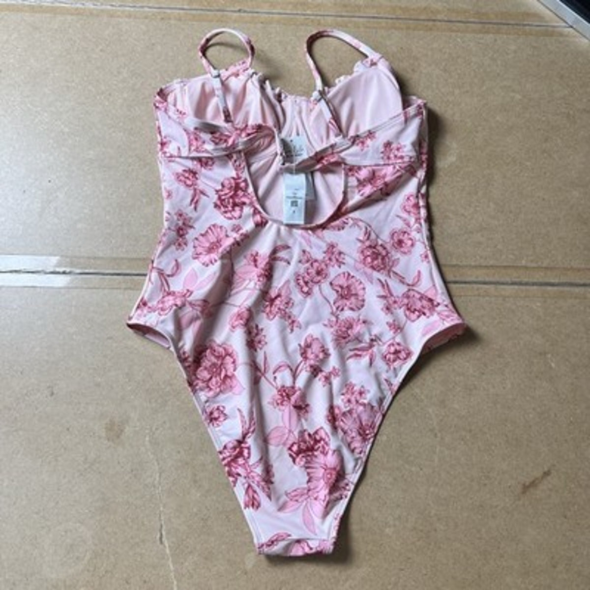 NWT Cupshe One Piece Womens L Pink Floral Lined Underwire Adjustable Straps