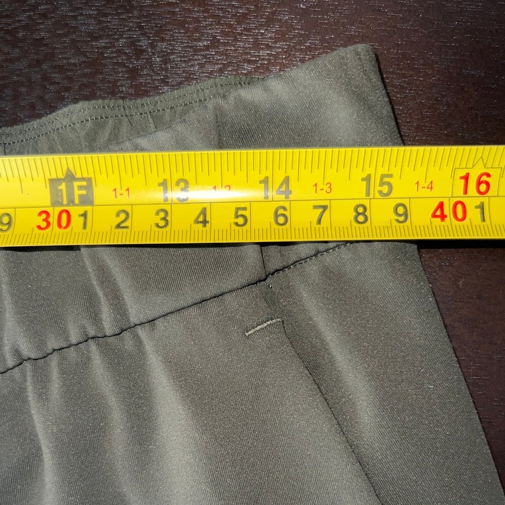Lululemon Size 8 ABC Pull-On Military Green Sweatpants