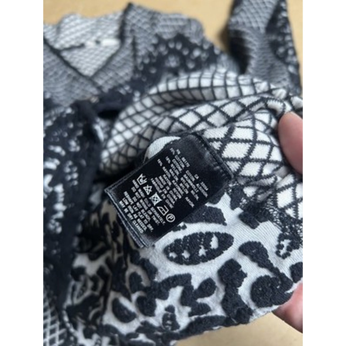 MOTH Sweater Womens M Black Full Zip Floral Open-Knit V-Neck Casual Textured