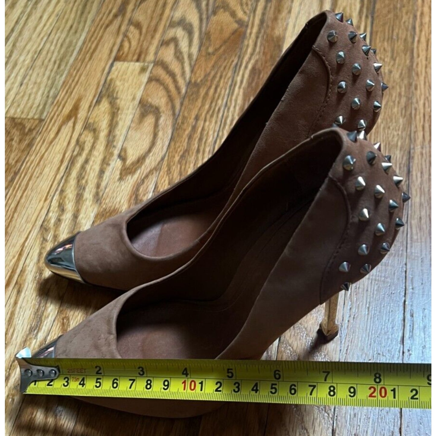 Schutz Women's Metallic Spike Pointed Toe Slip On Heels Size 8 B Medium